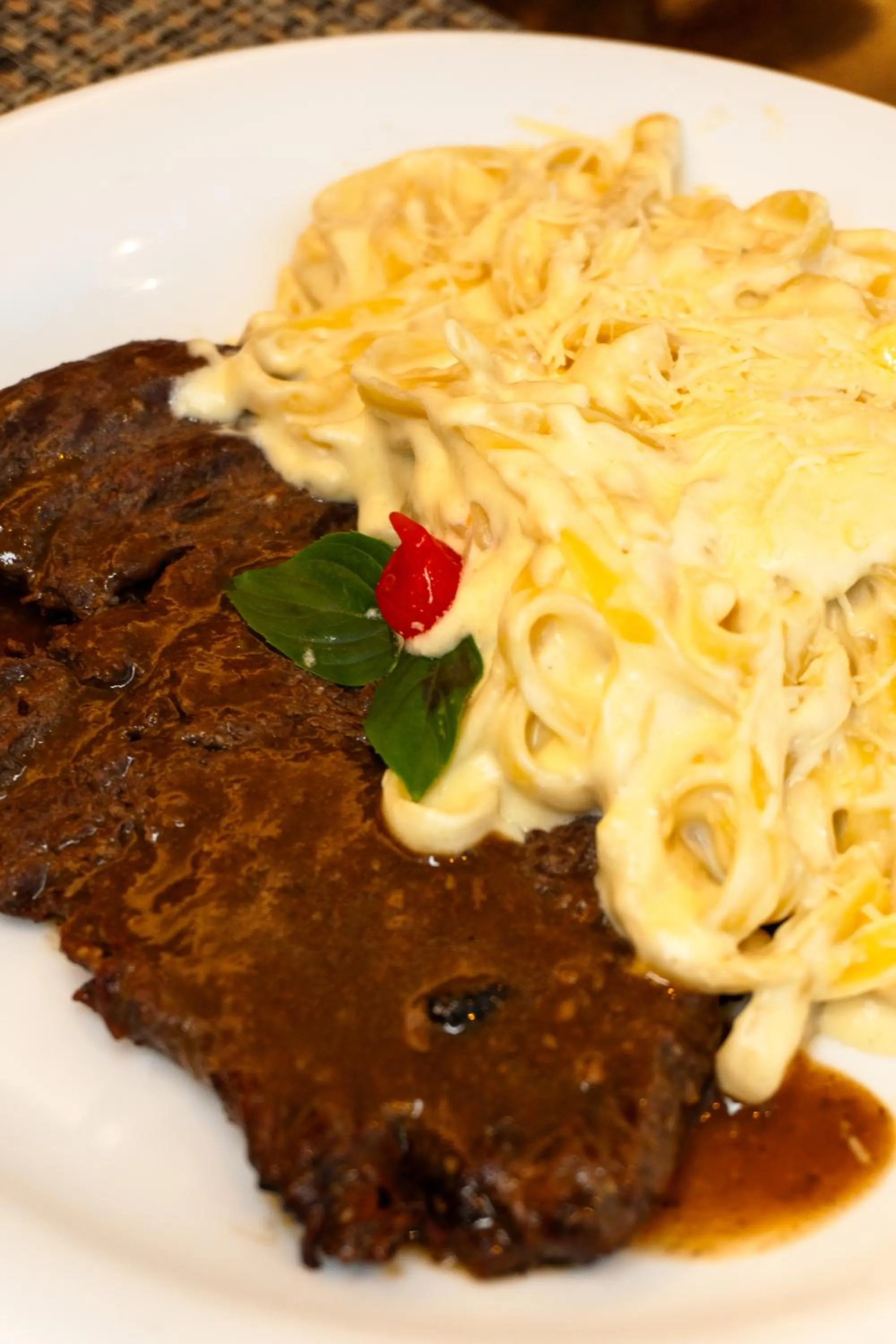 Restaurant/places to eat in San Diego Suites Veredas Sete Lagoas