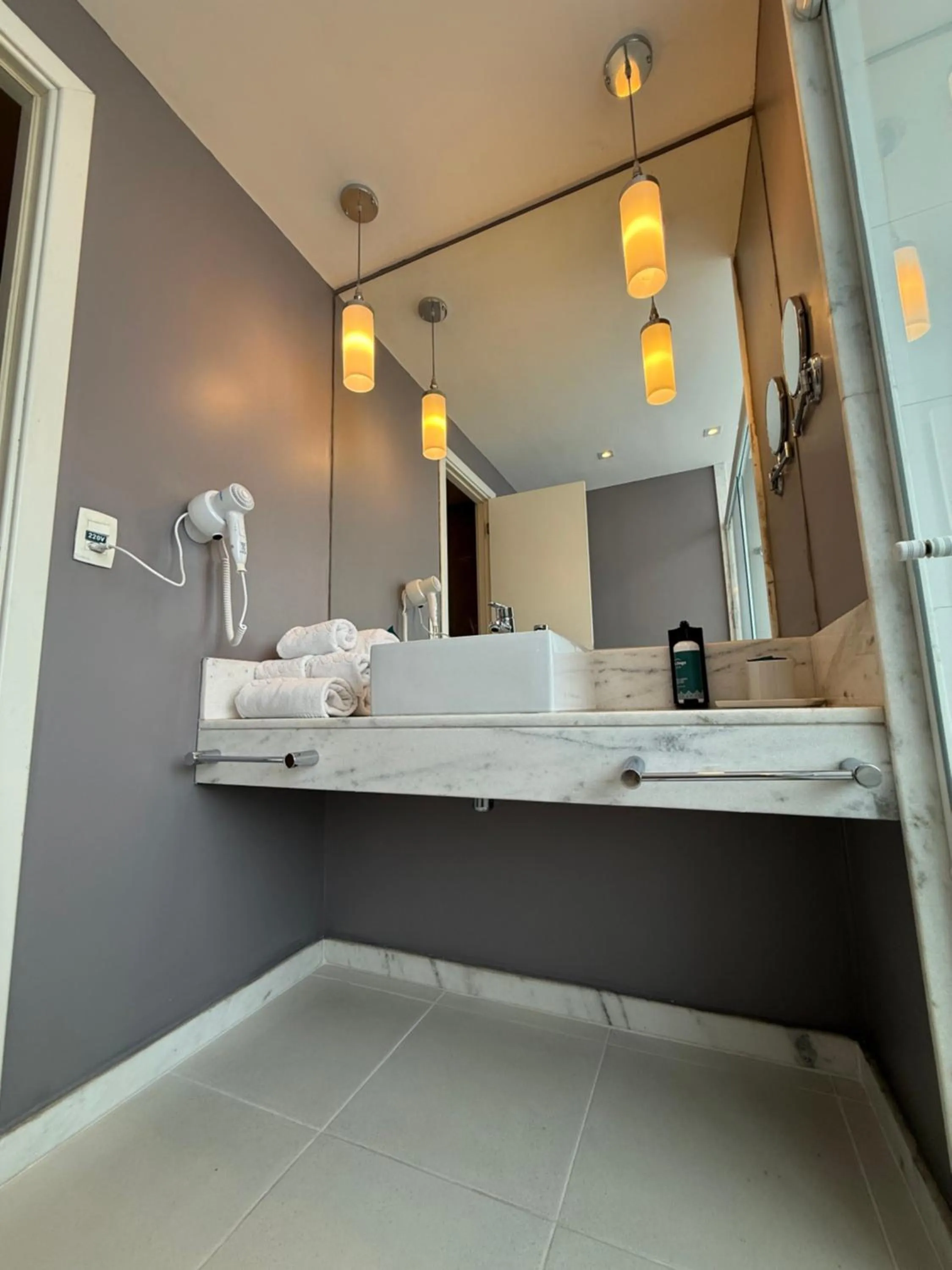 Bathroom in San Diego Suites Veredas Sete Lagoas