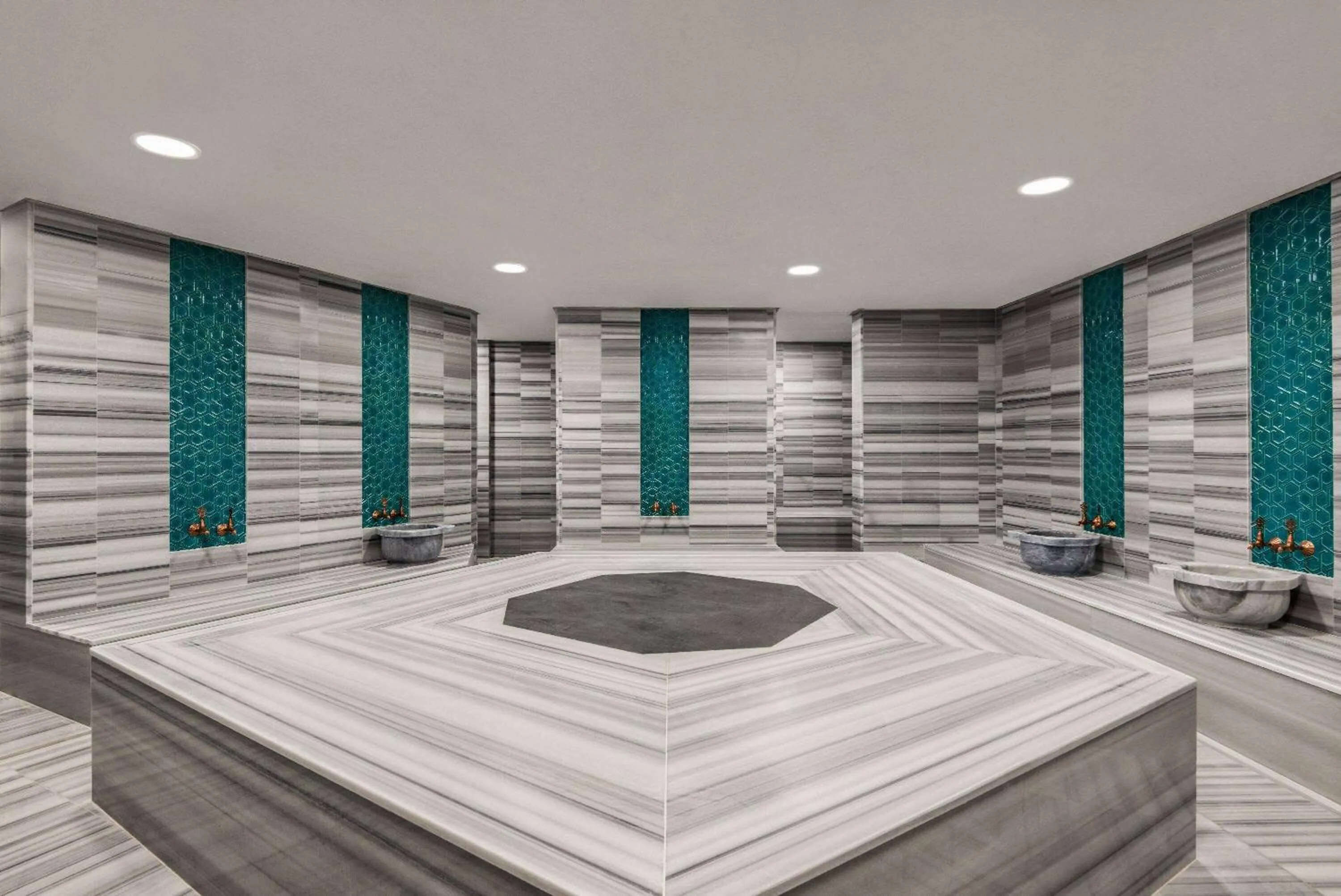 Spa and wellness centre/facilities in Ramada Plaza By Wyndham Batman