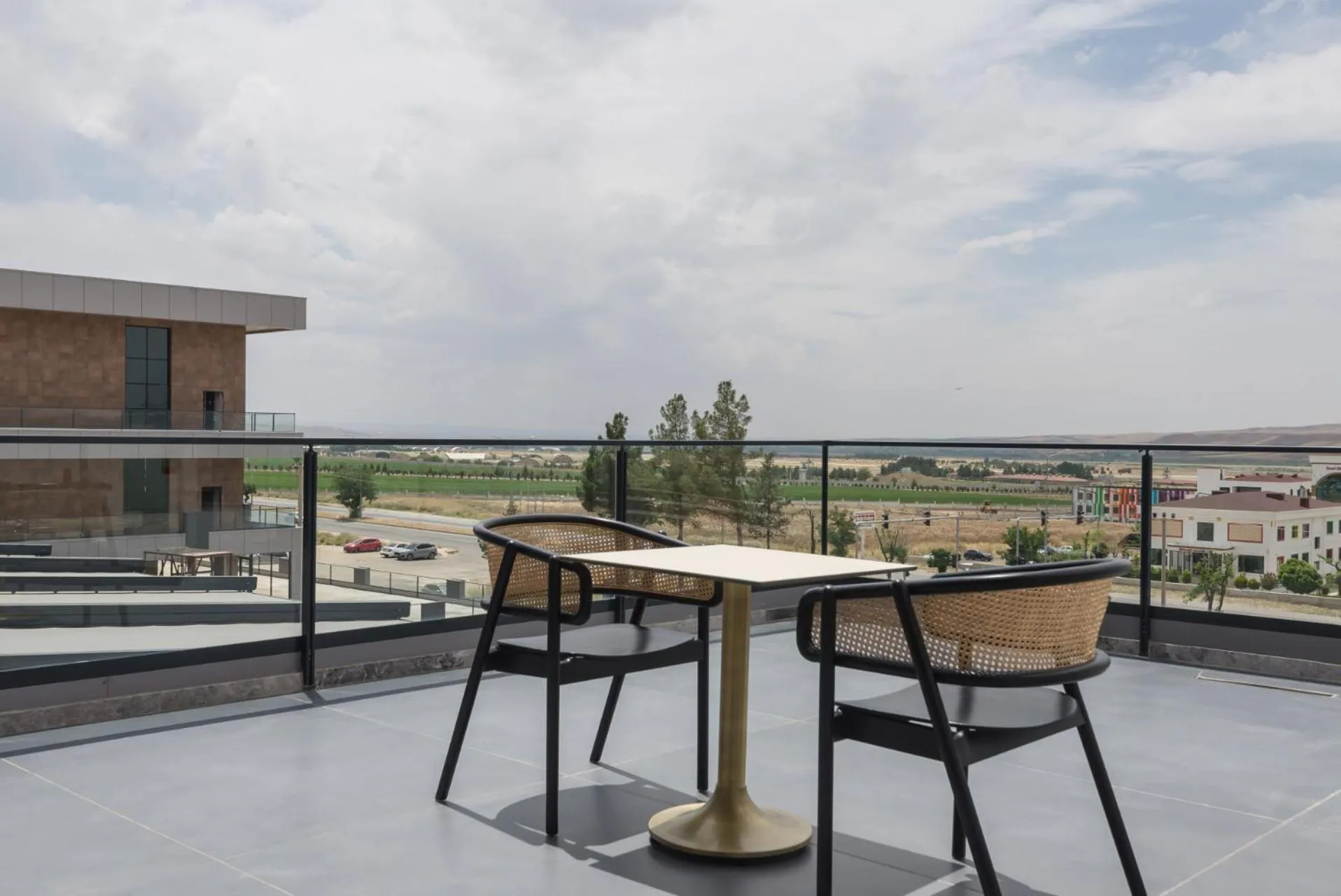 Balcony/Terrace in Ramada Plaza By Wyndham Batman