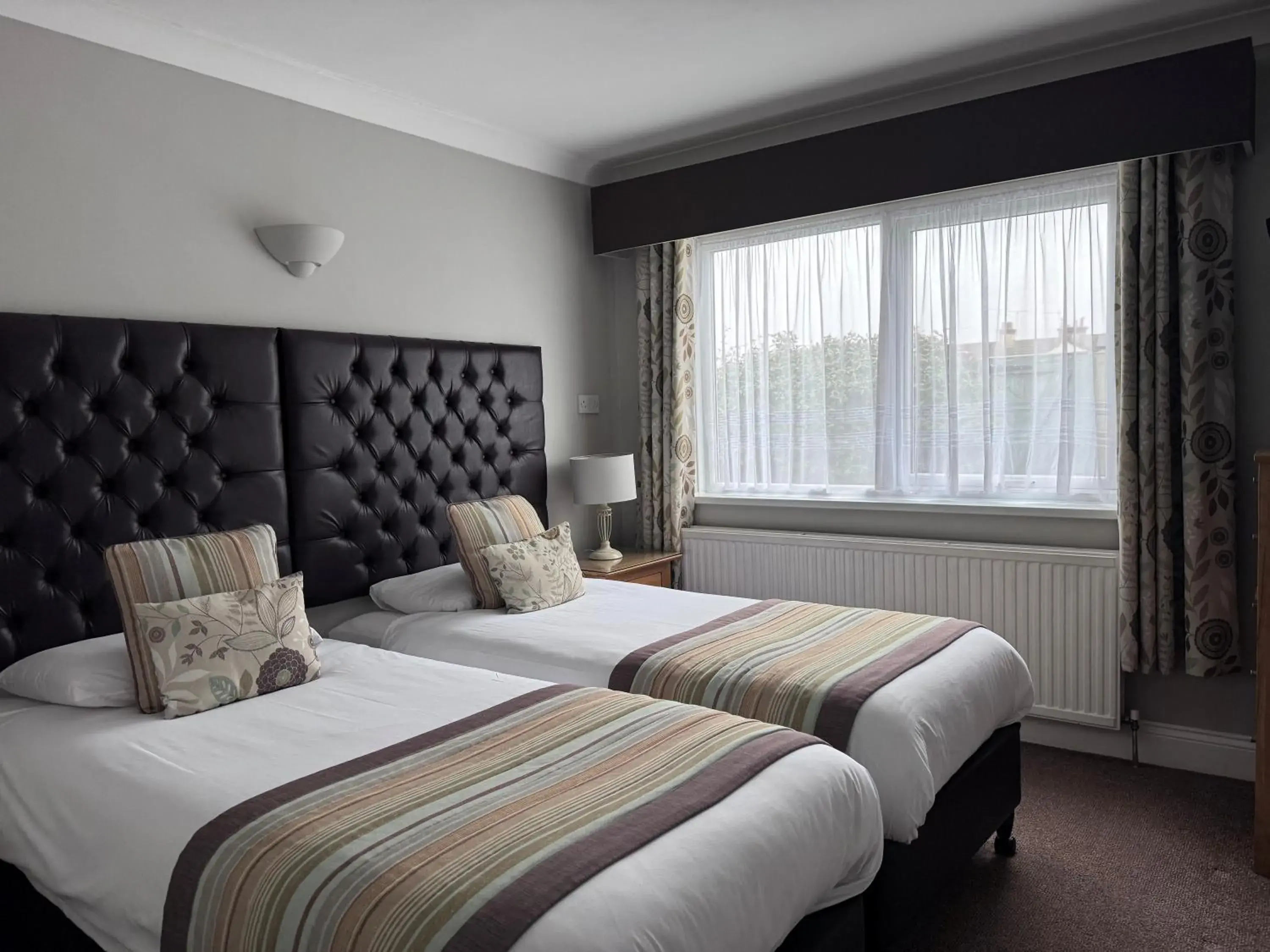 Twin Room in Camelia Hotel Twin Room in Camelia Hotel