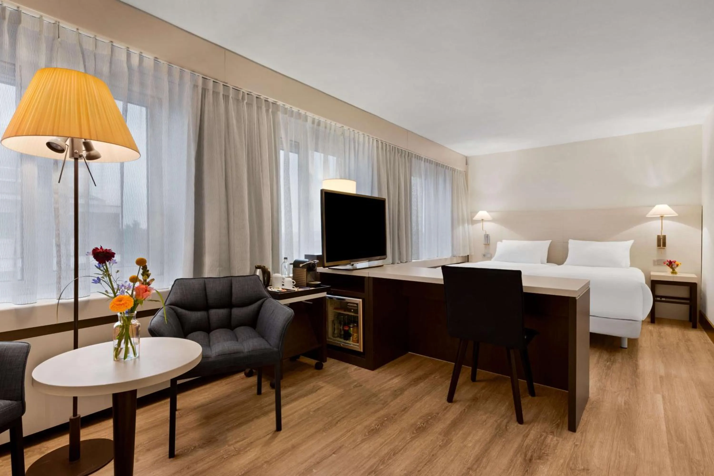 Deluxe Double or Twin Room in NH Noordwijk Conference Centre Leeuwenhorst