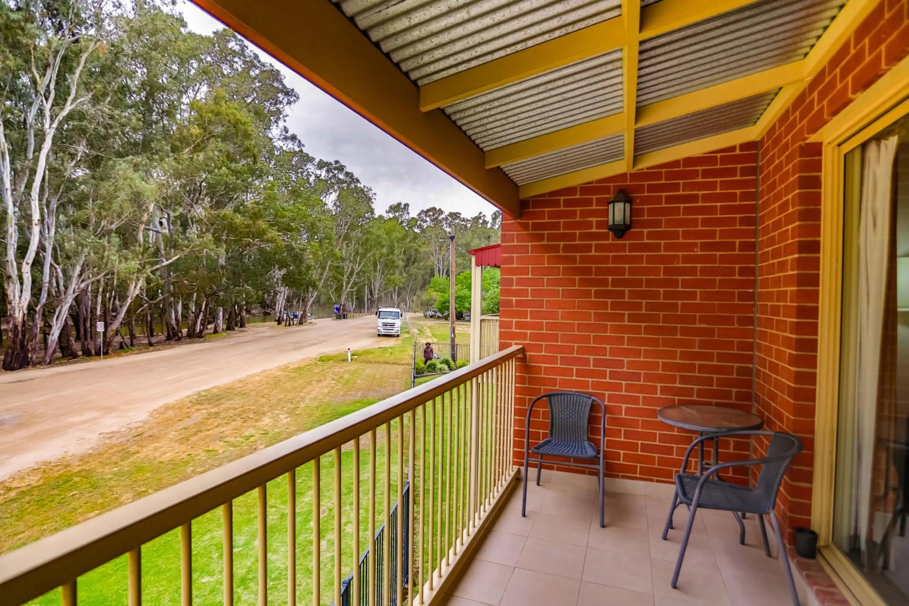 Balcony/Terrace in Murray Waters Motor Inn & Apartments