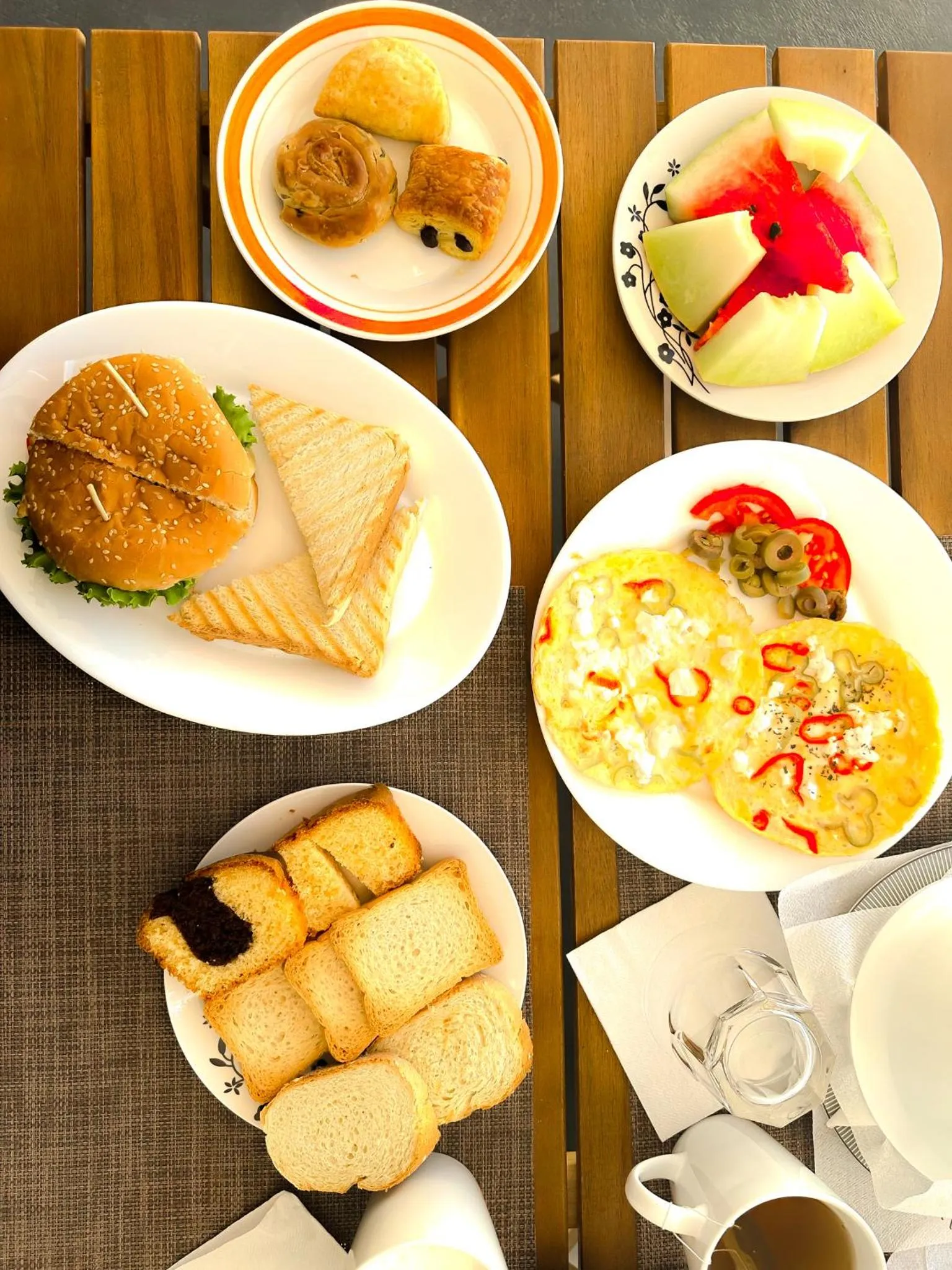 Breakfast in Salida Del Sol Santorini