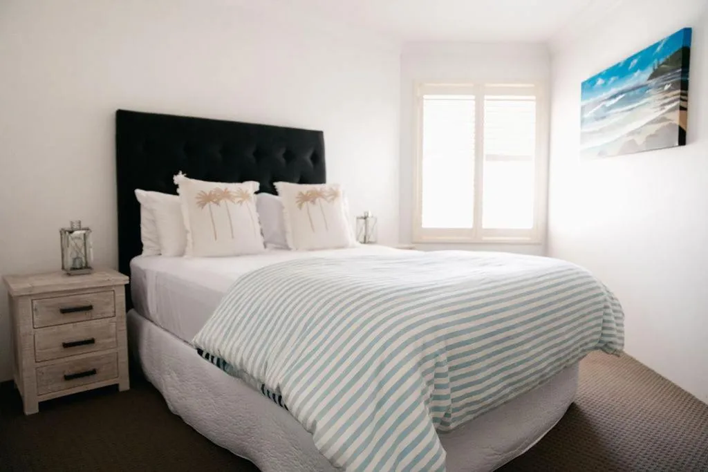 Bed in Le Beach Apartments