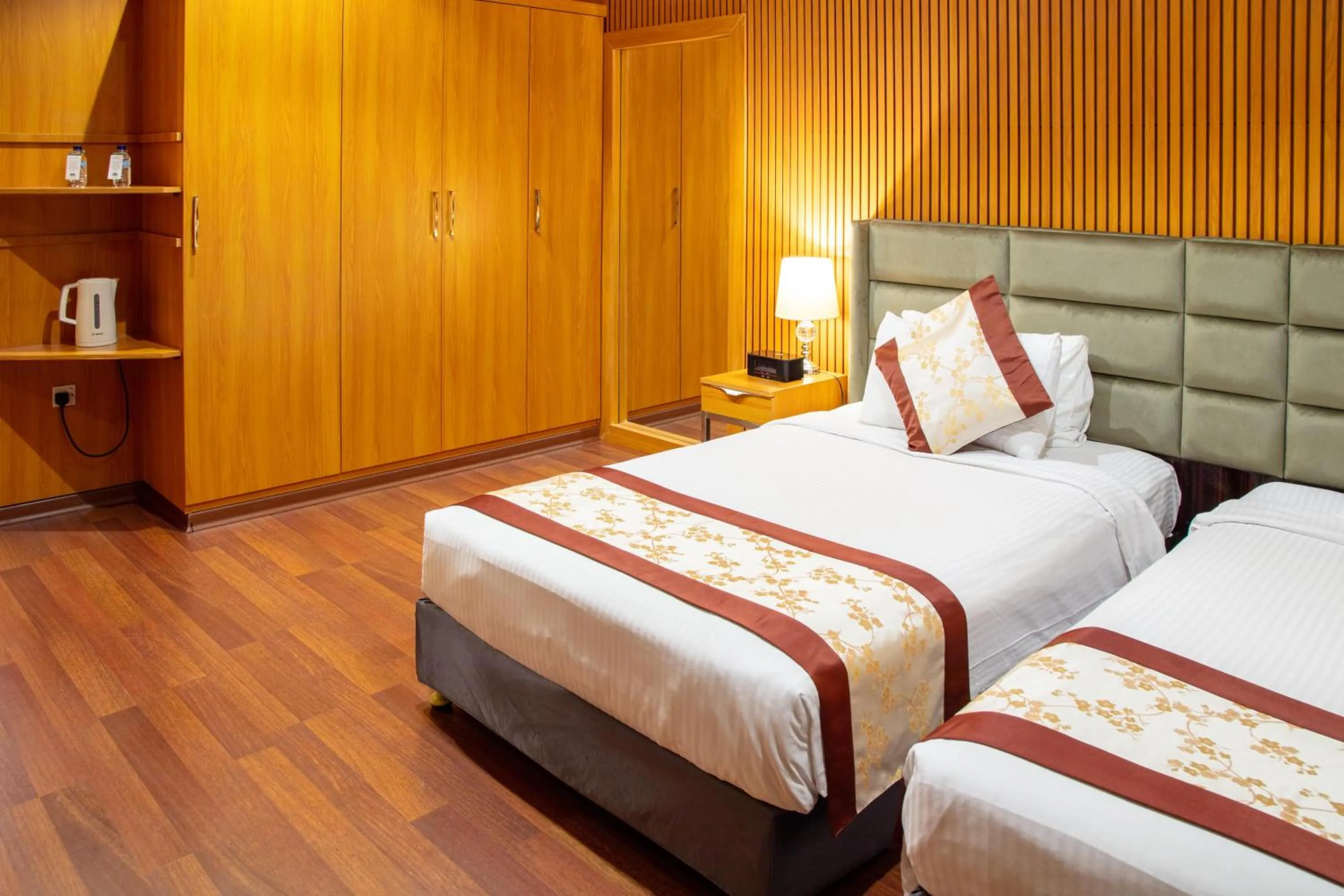 Bedroom, Bed in City Tower Hotel