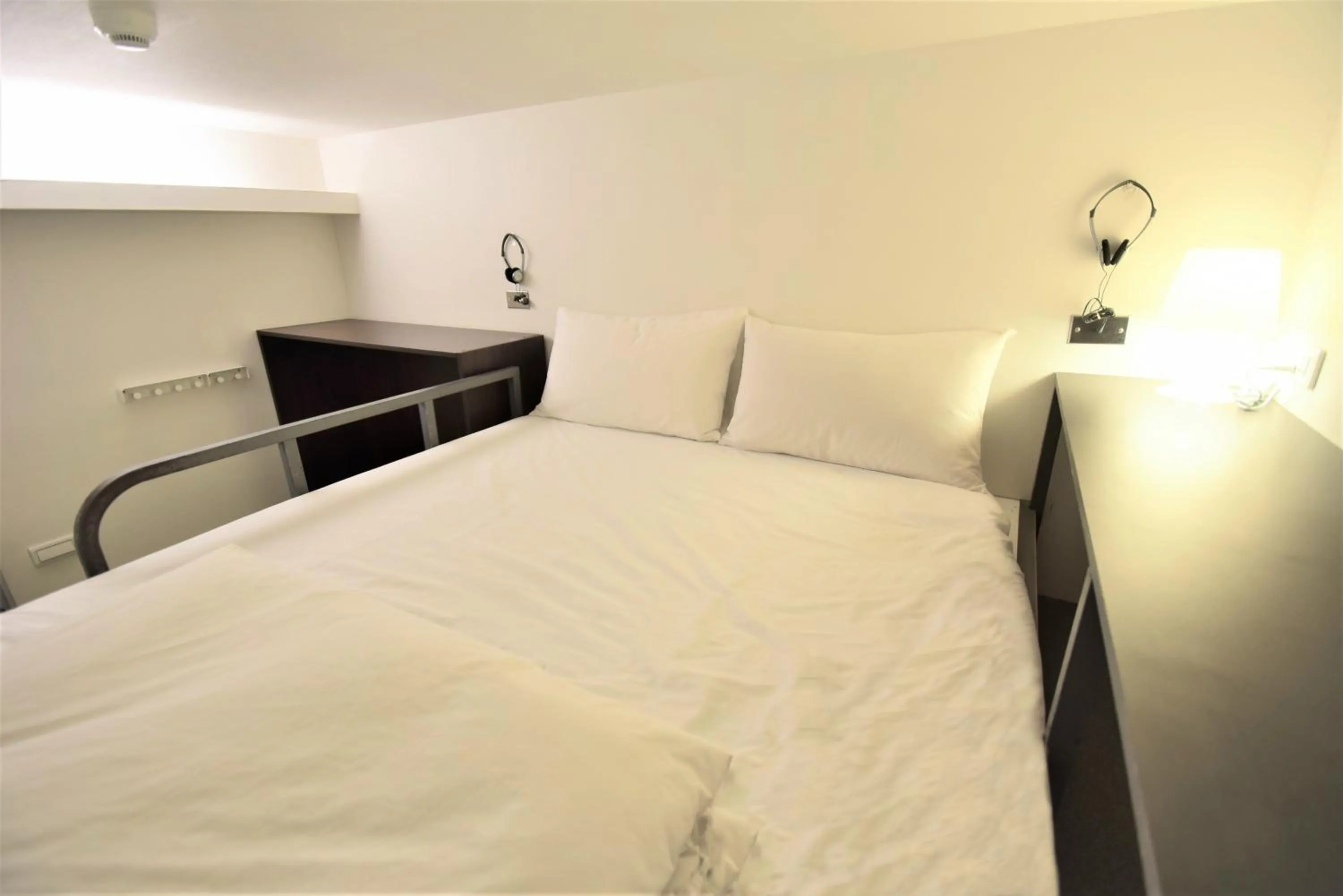 bunk bed, Bed in Inn Cube - Ximen