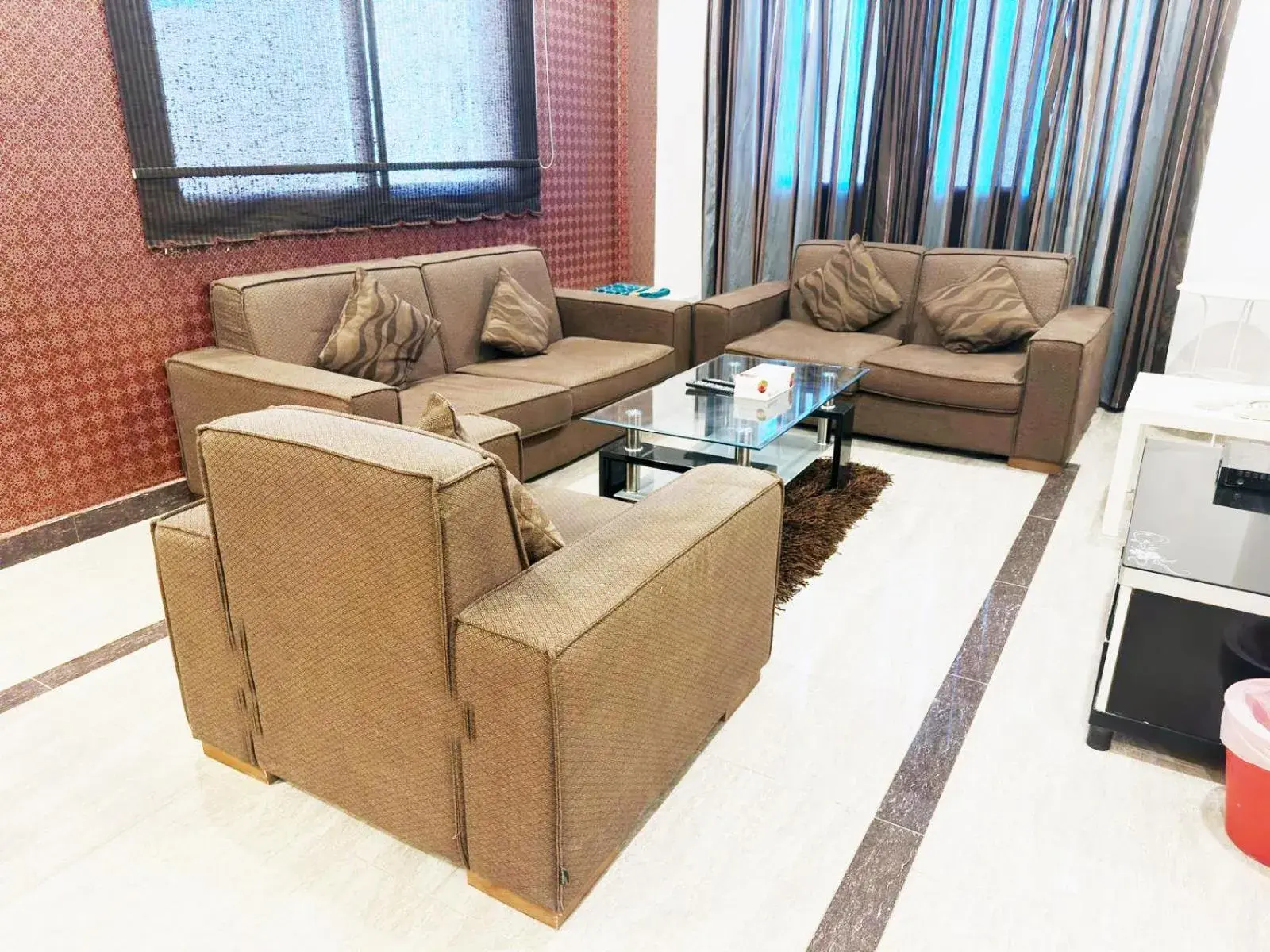 One-Bedroom Apartment in Hotel Leaders Plaza Salmiya One-Bedroom Apartment in Hotel Leaders Plaza Salmiya