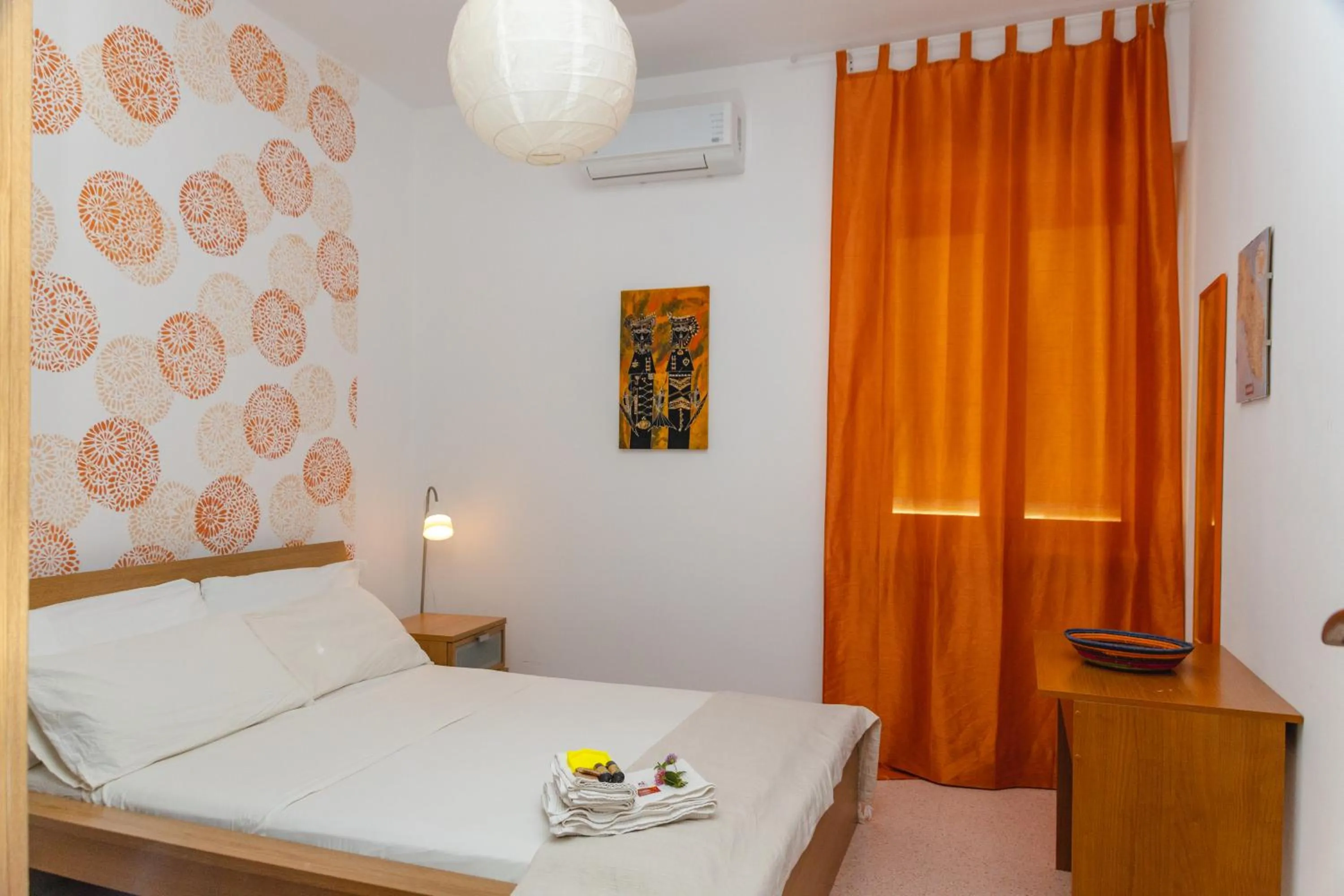 Photo of the whole room in Casa di Marco