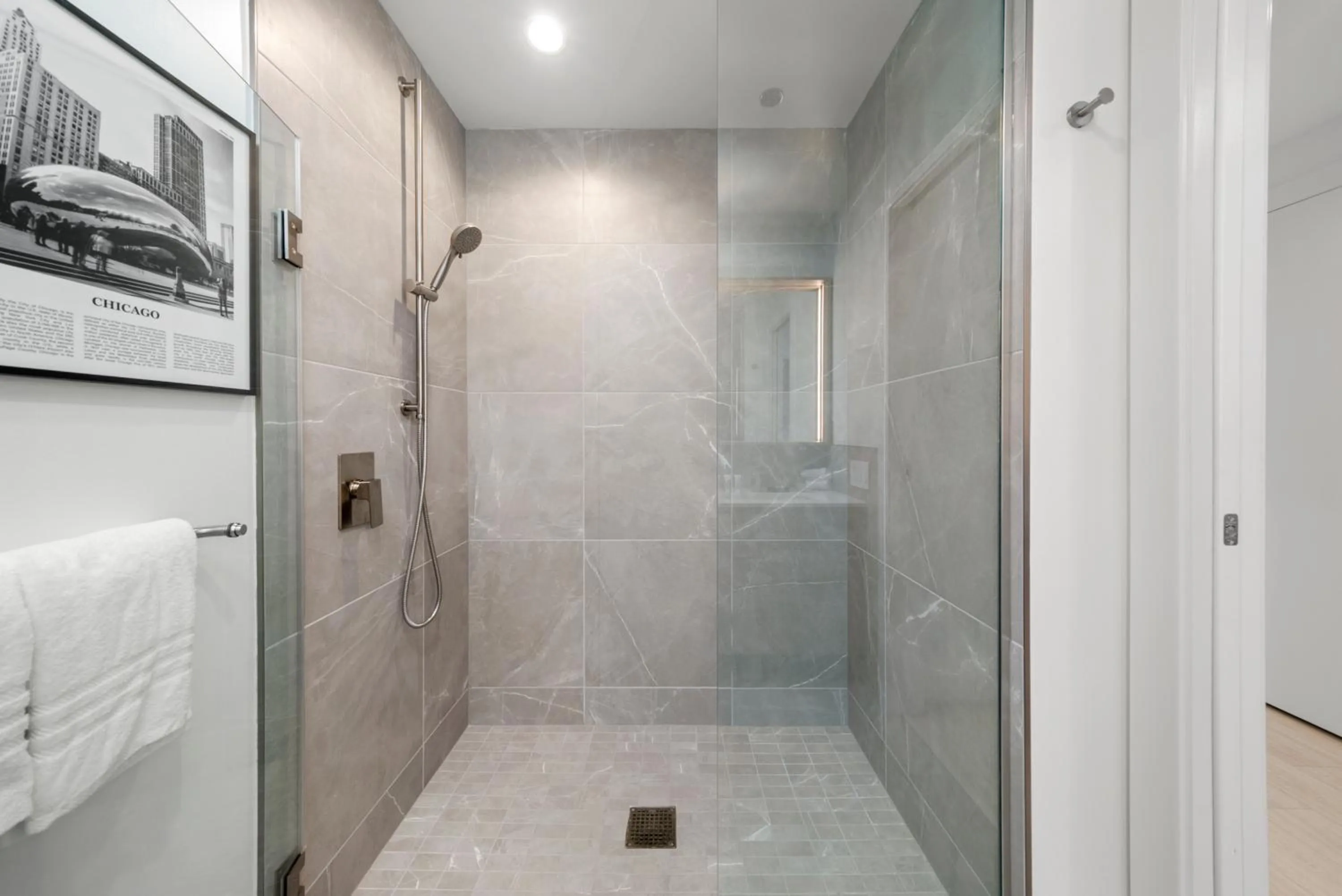 Level Chicago Fulton Market