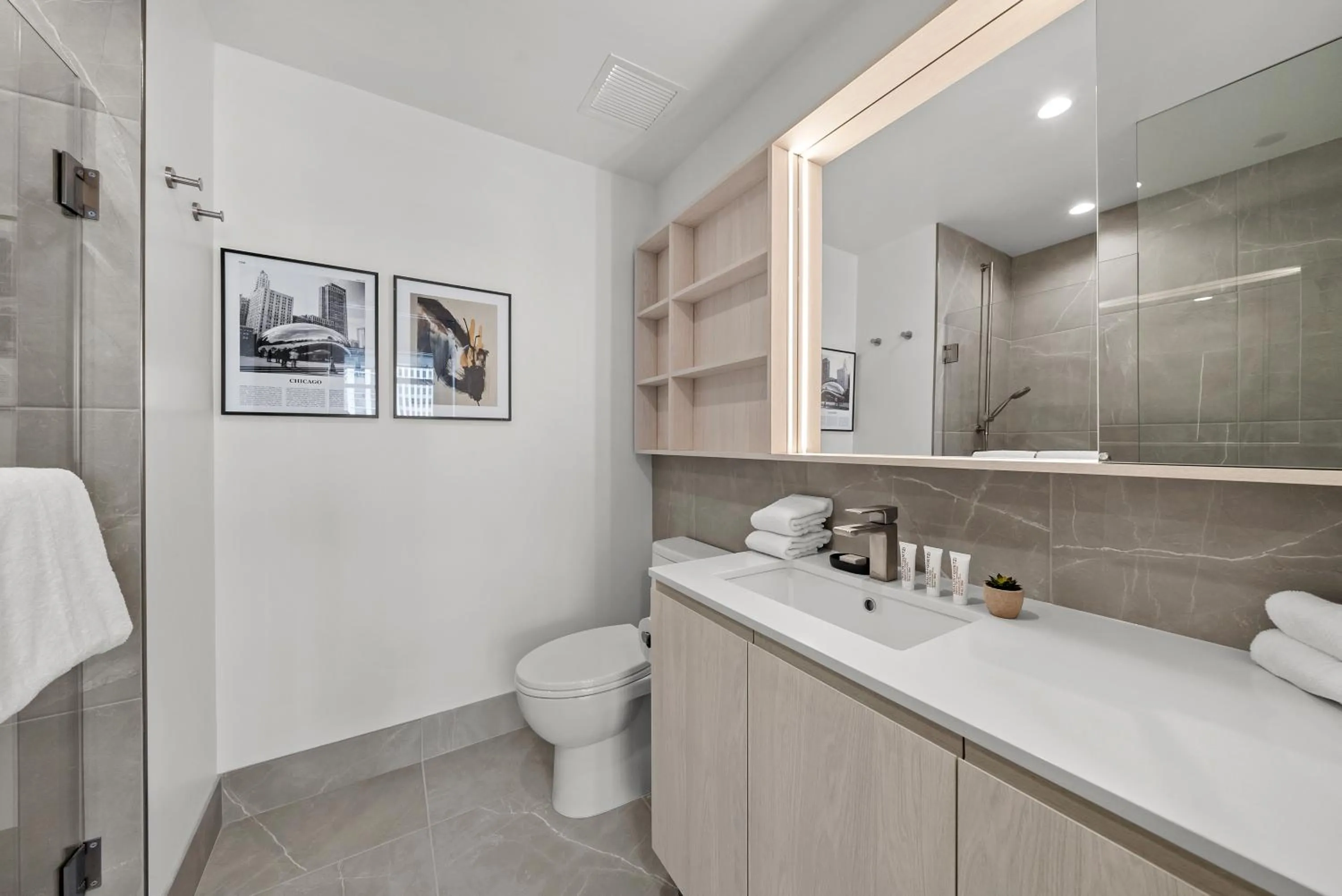 Level Chicago Fulton Market