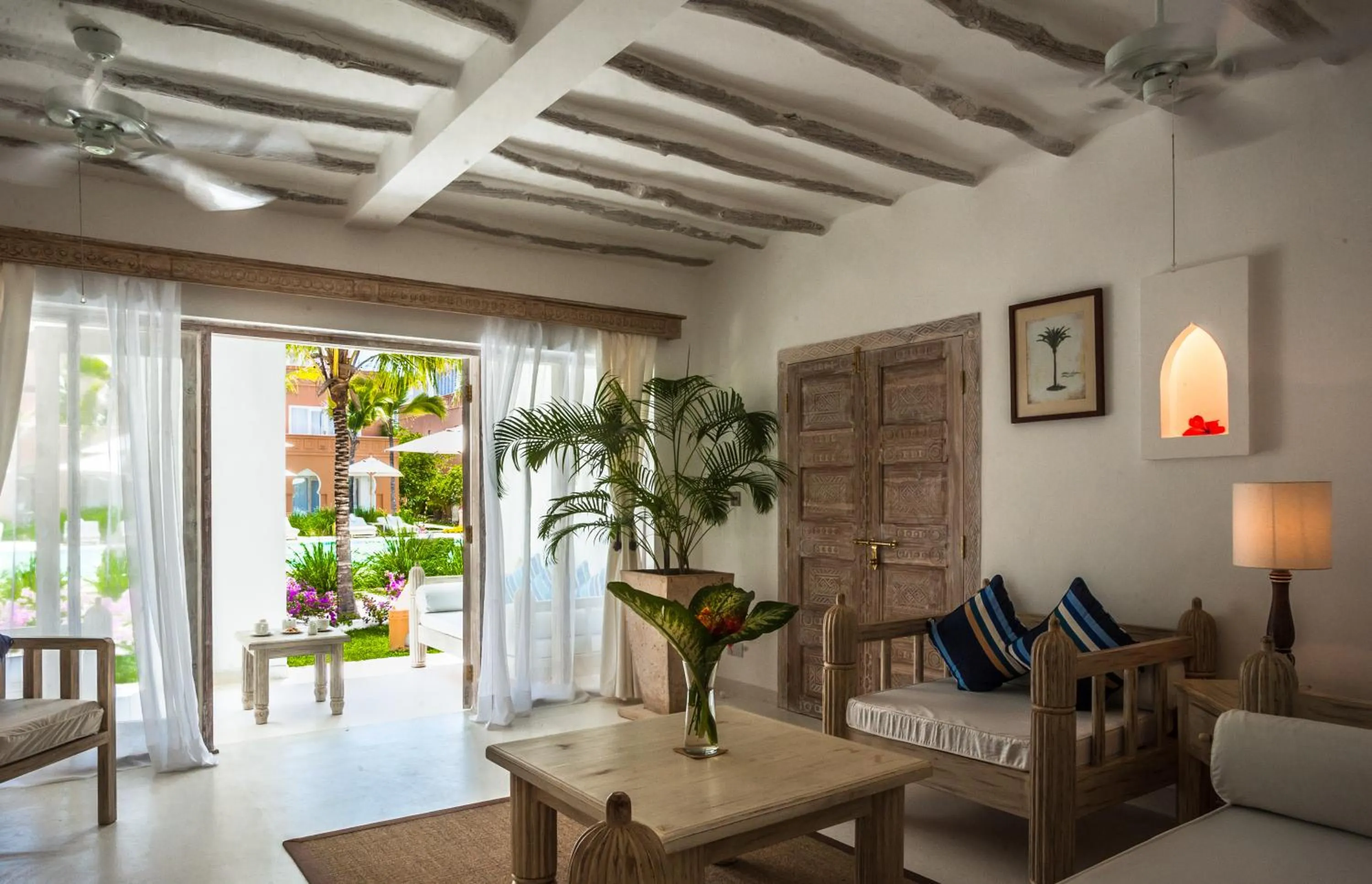 Pool view in Medina Palms