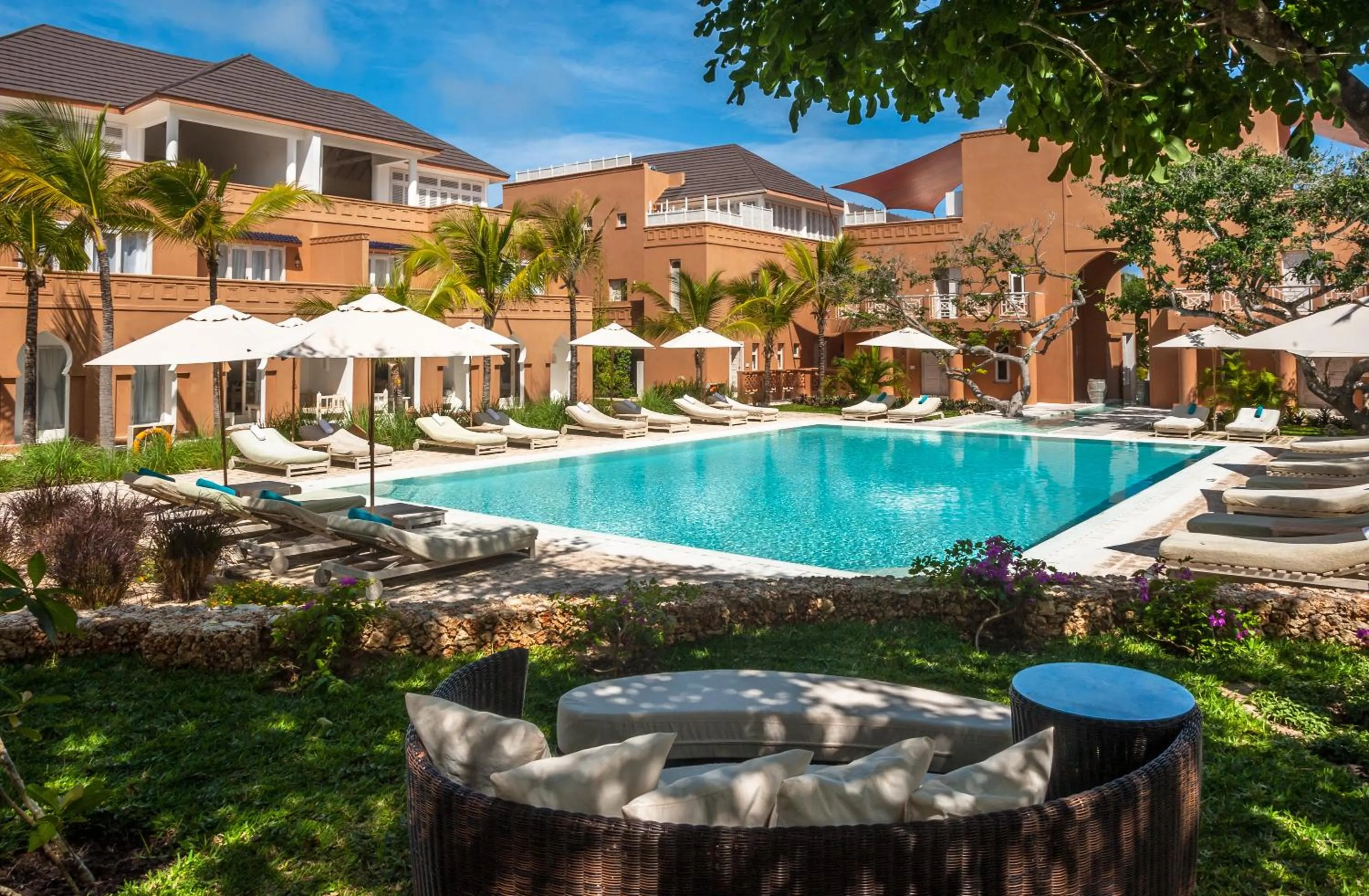 Swimming pool in Medina Palms