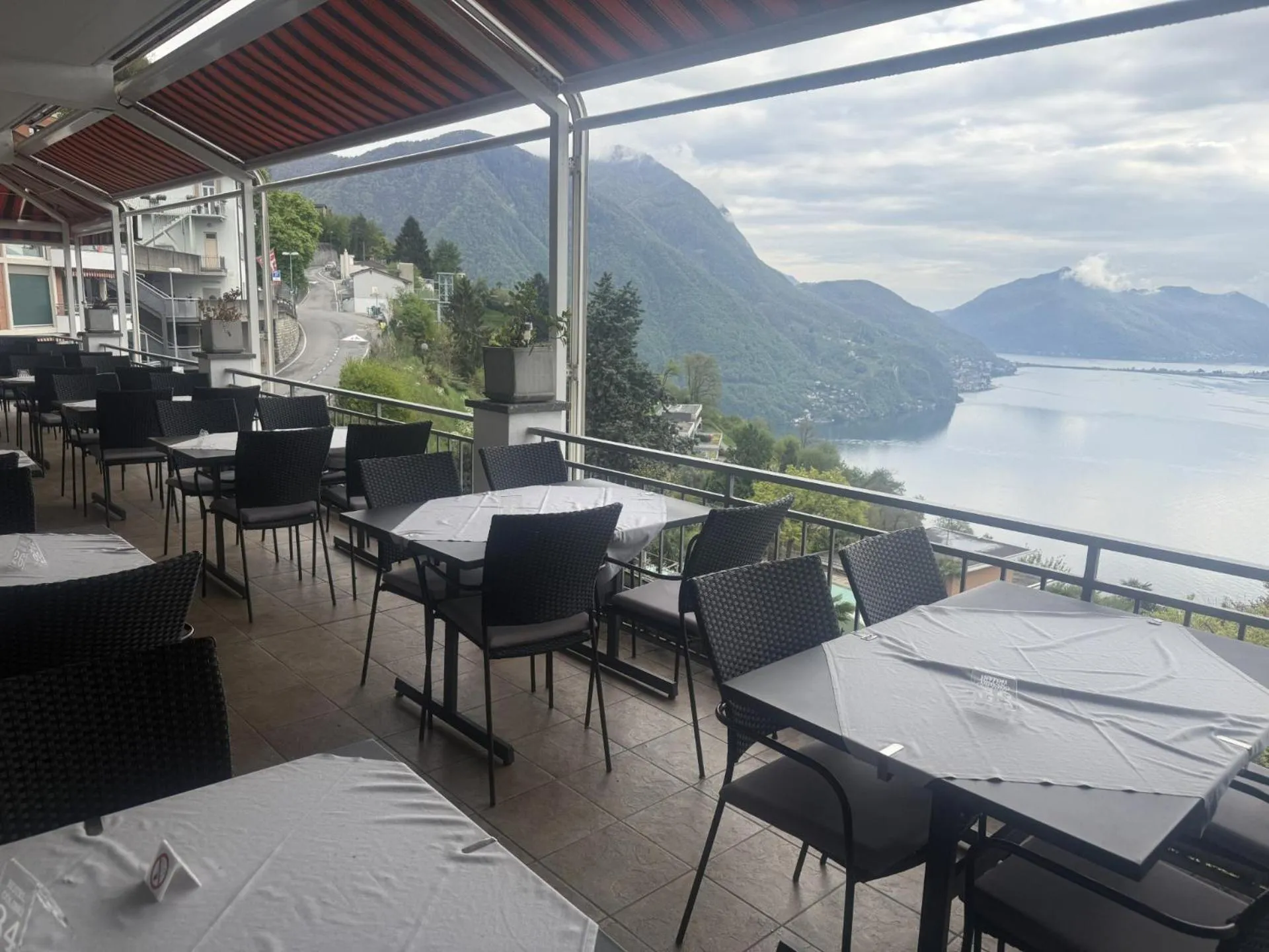 Restaurant/places to eat in Hotel Colibrì