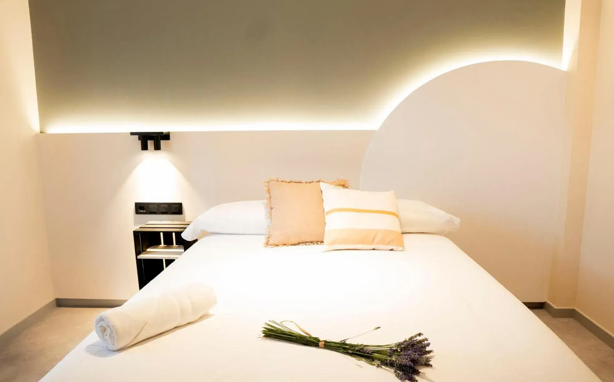 Deluxe Double Room in Coliving Compostela Deluxe Double Room in Coliving Compostela