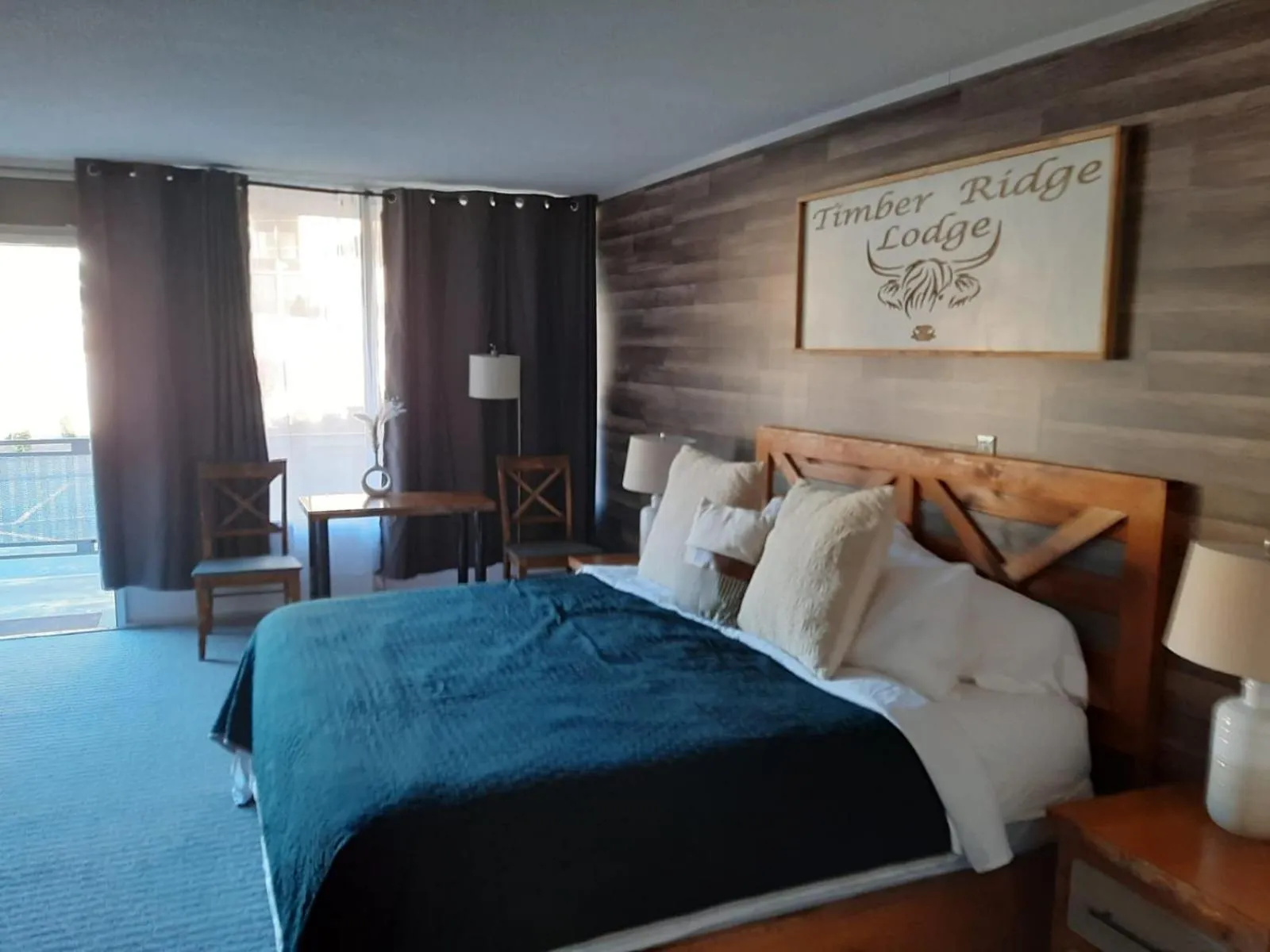 Bed in Timber Ridge Lodge Gatlinburg