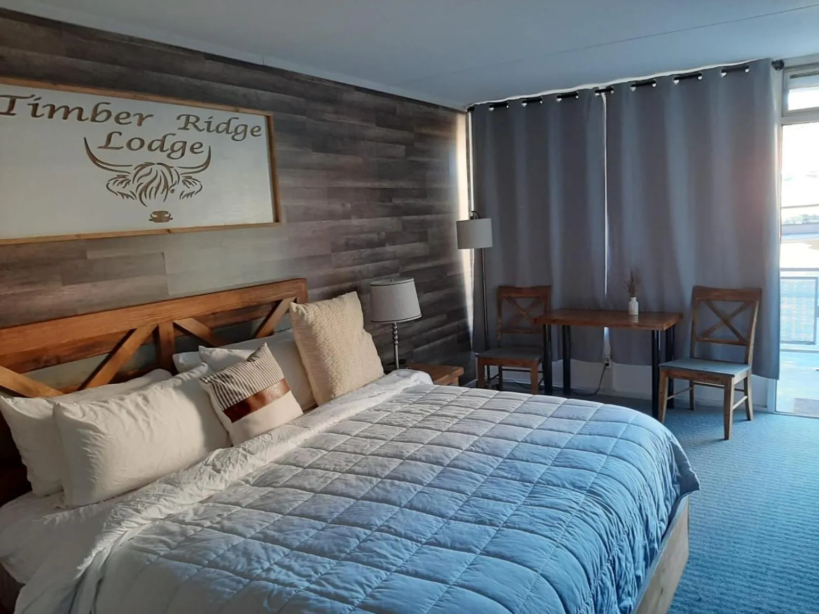 Bed in Timber Ridge Lodge Gatlinburg