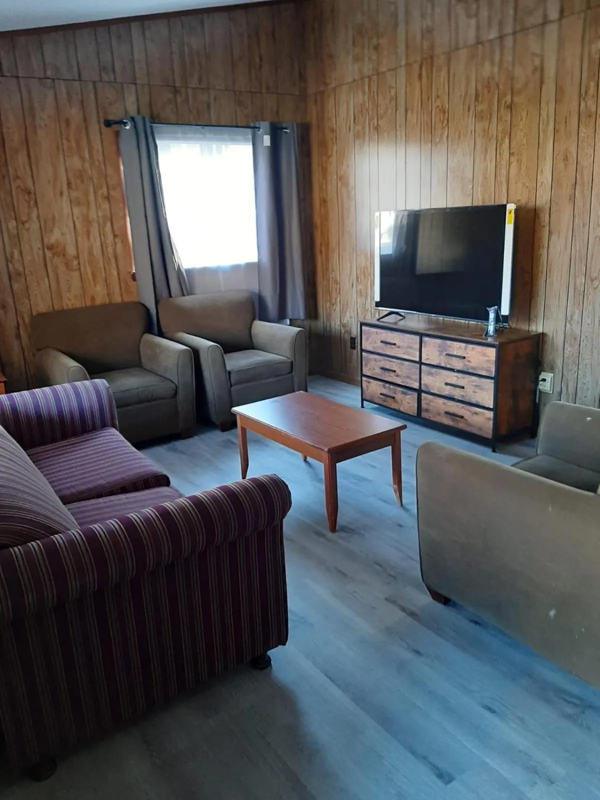 Living room in Timber Ridge Lodge Gatlinburg