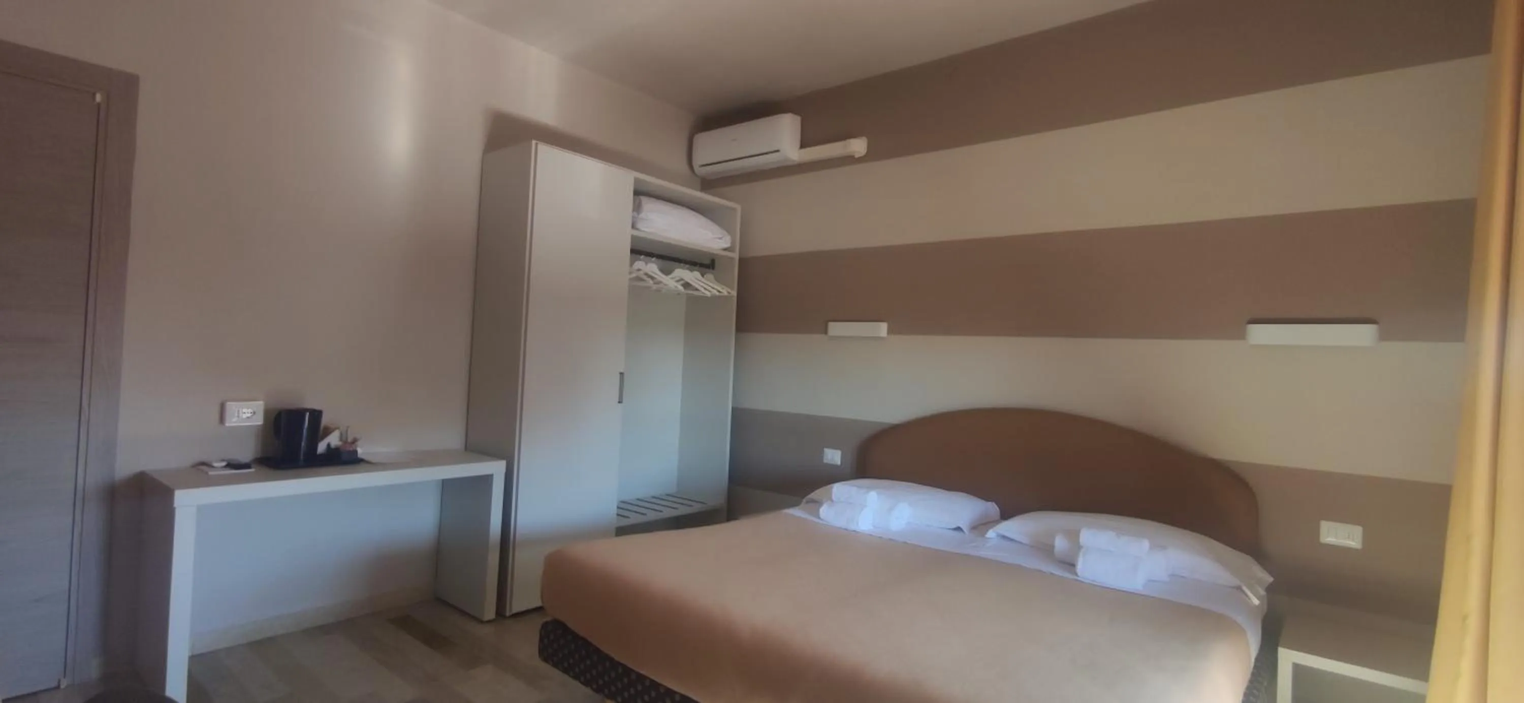 Bed in Hotel Primavera