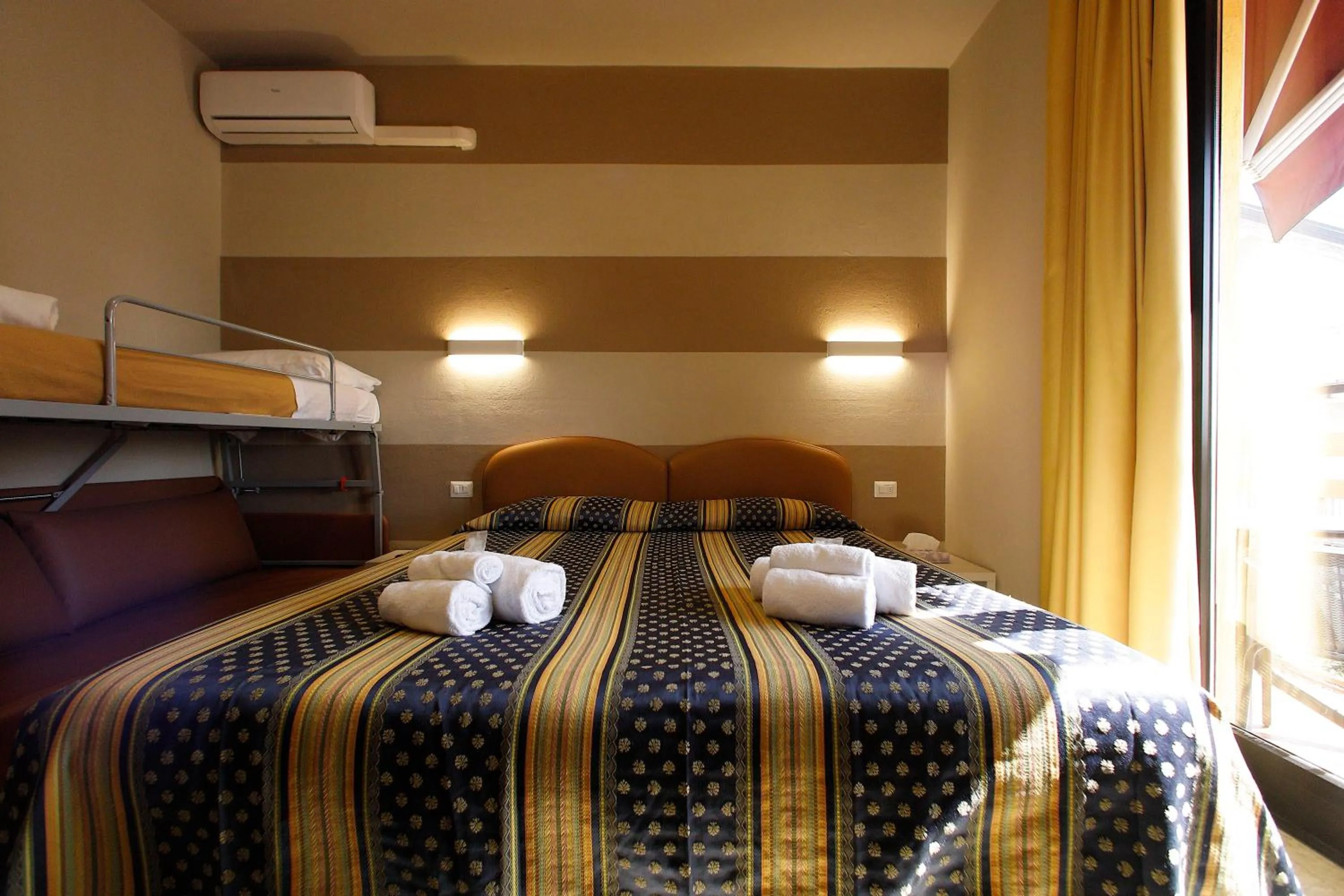 Bedroom, Bed in Hotel Primavera