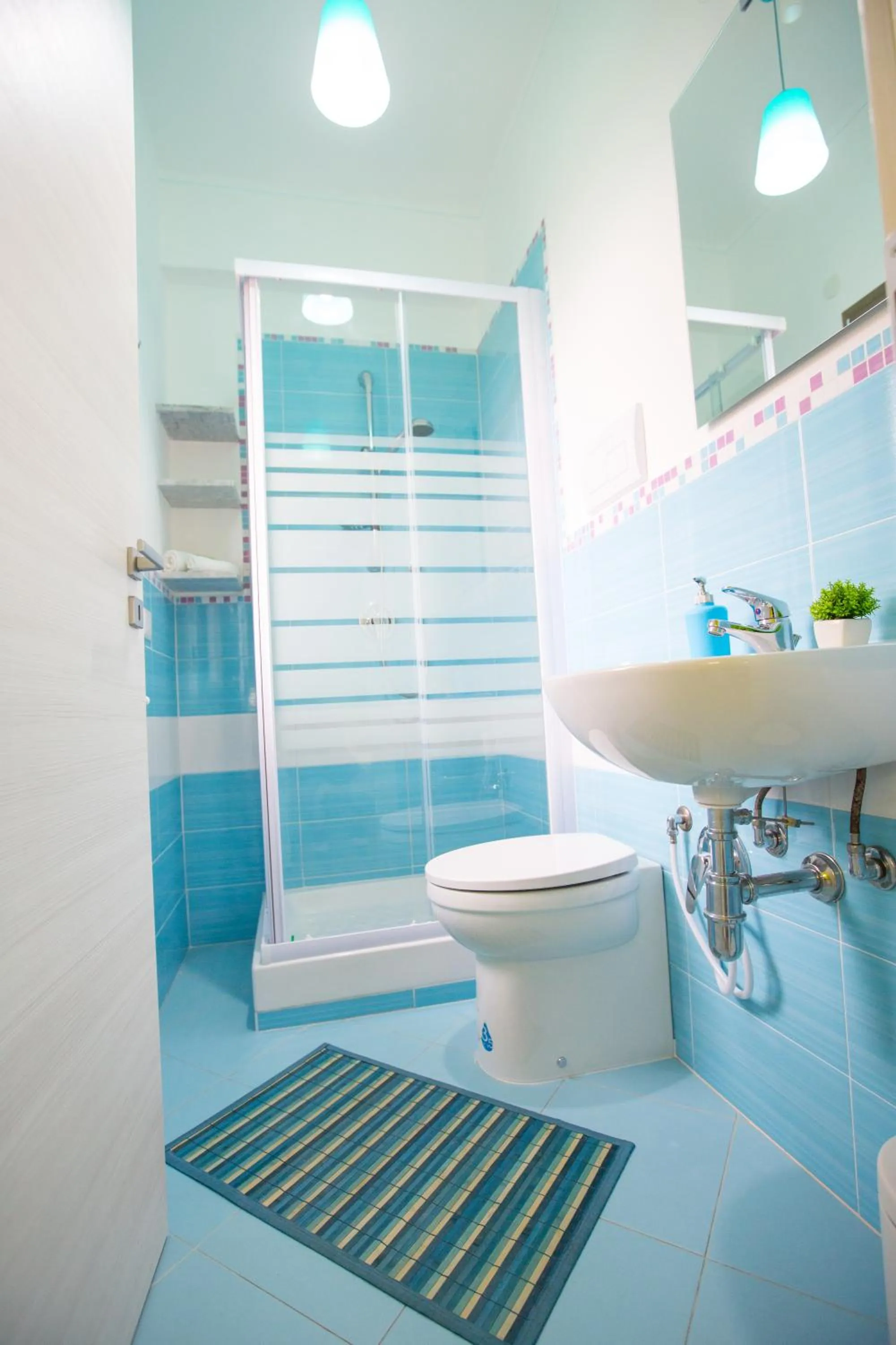 Shower in B&B Pepito