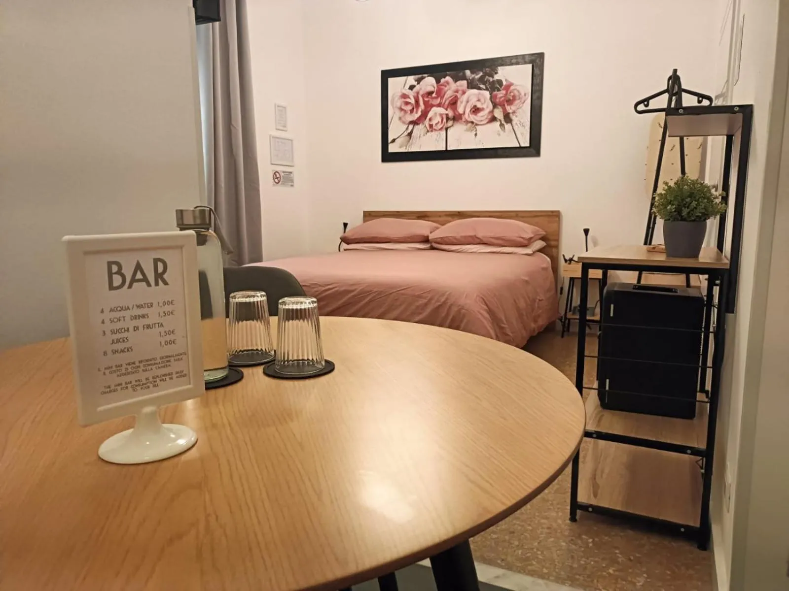 Rose Antiche Vatican B&B