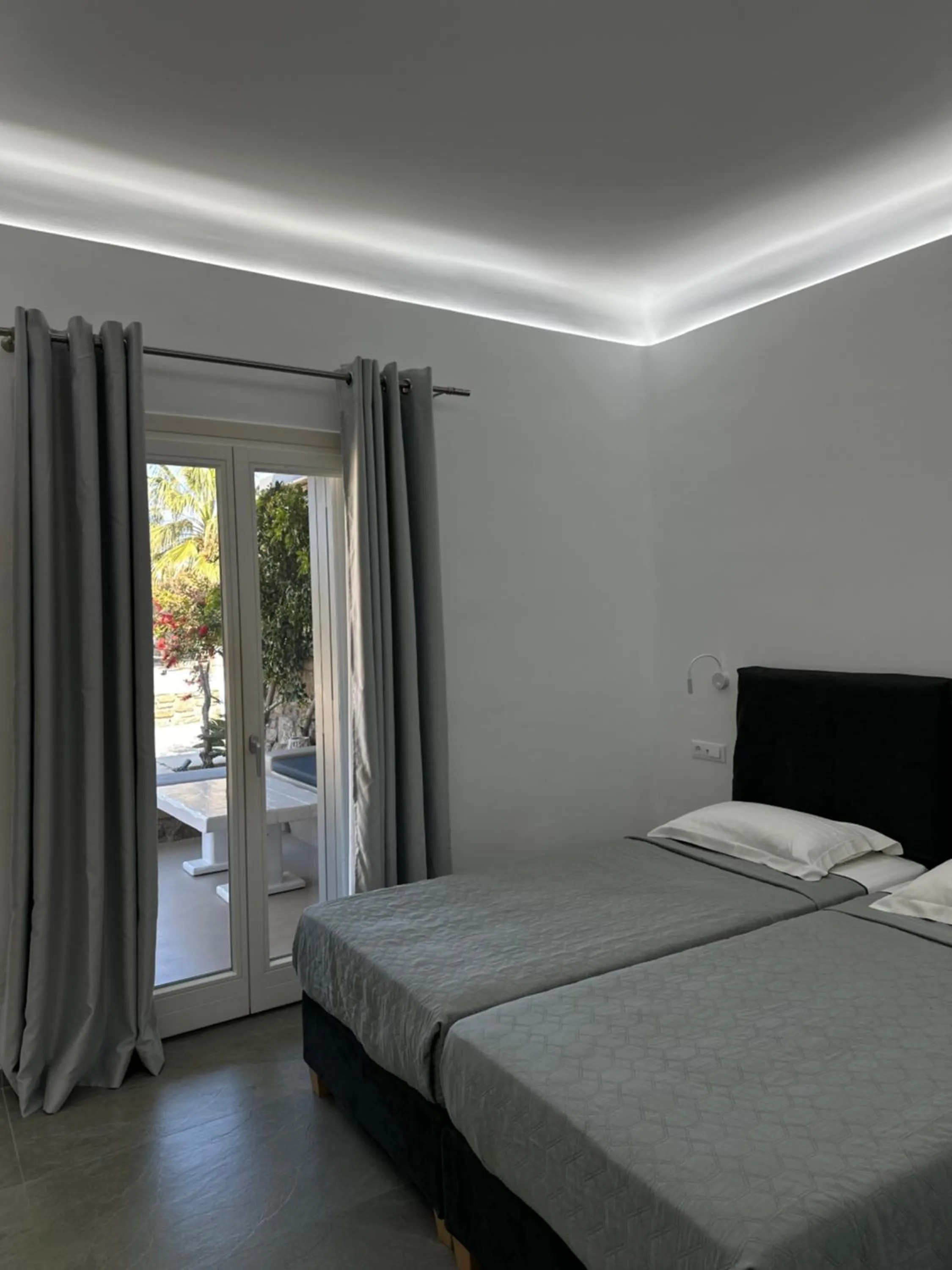 Bed in AC Village Christoulis