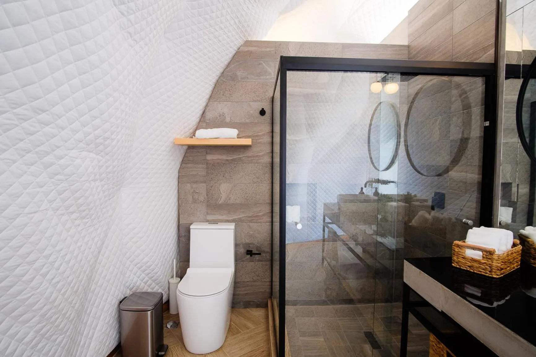 Cúpulas Del Valle by Villa De La Rosa