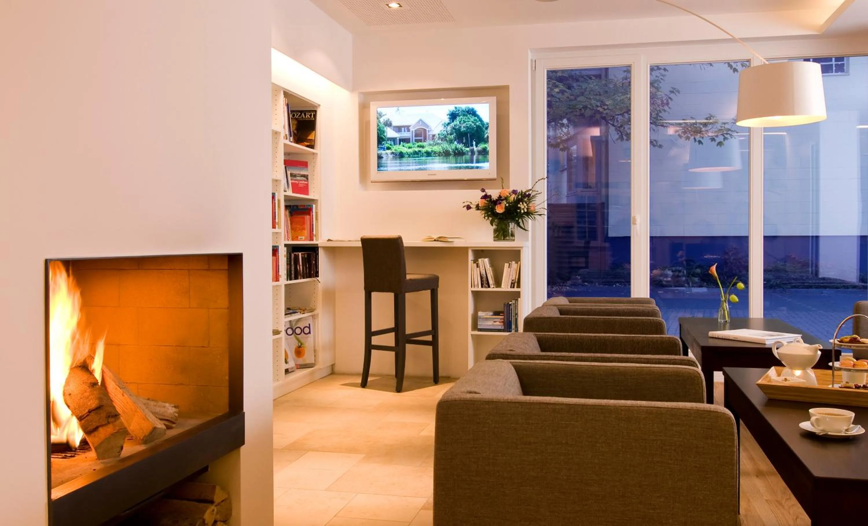 Communal lounge/ TV room in Baurs Park