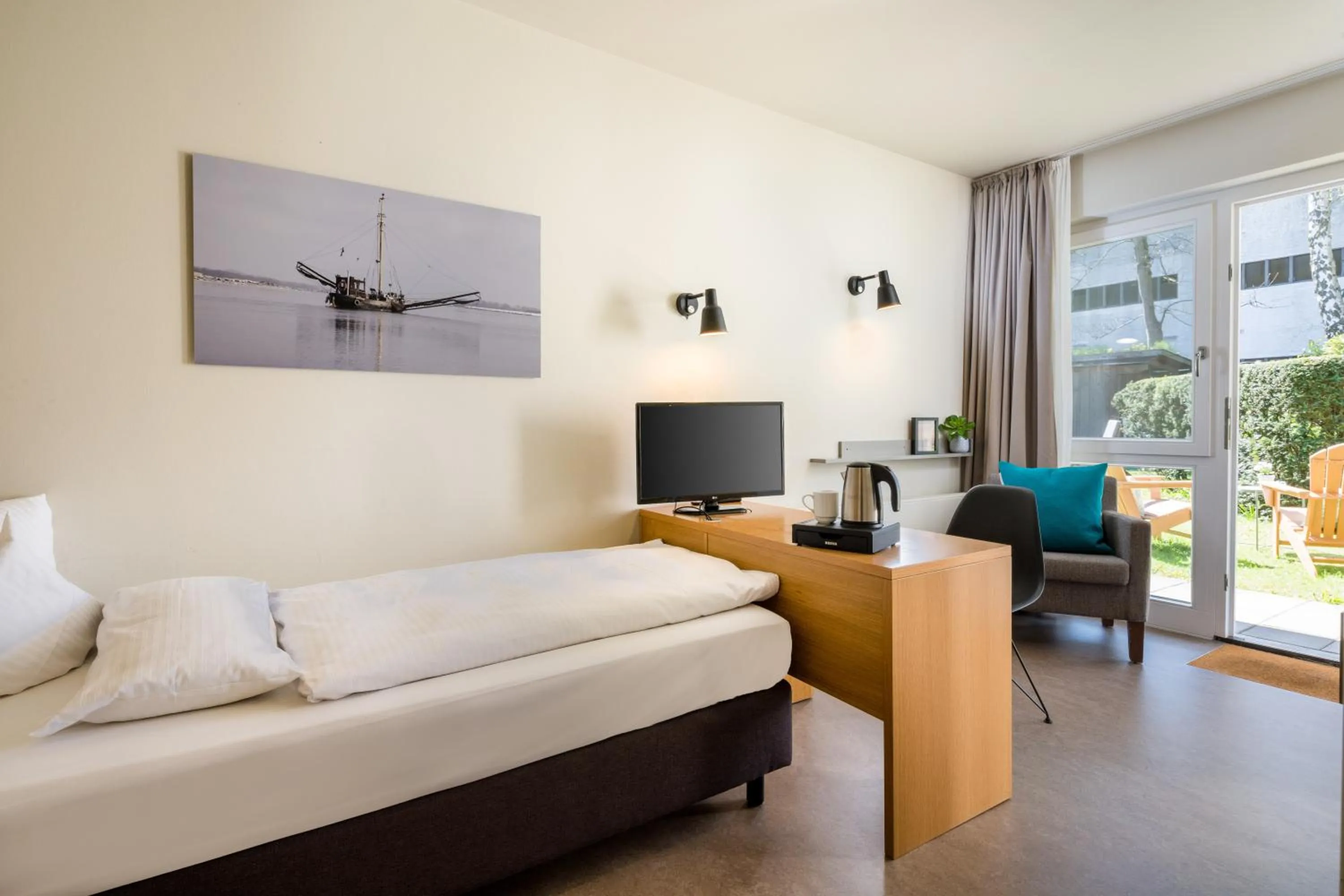 Photo of the whole room in Baurs Park