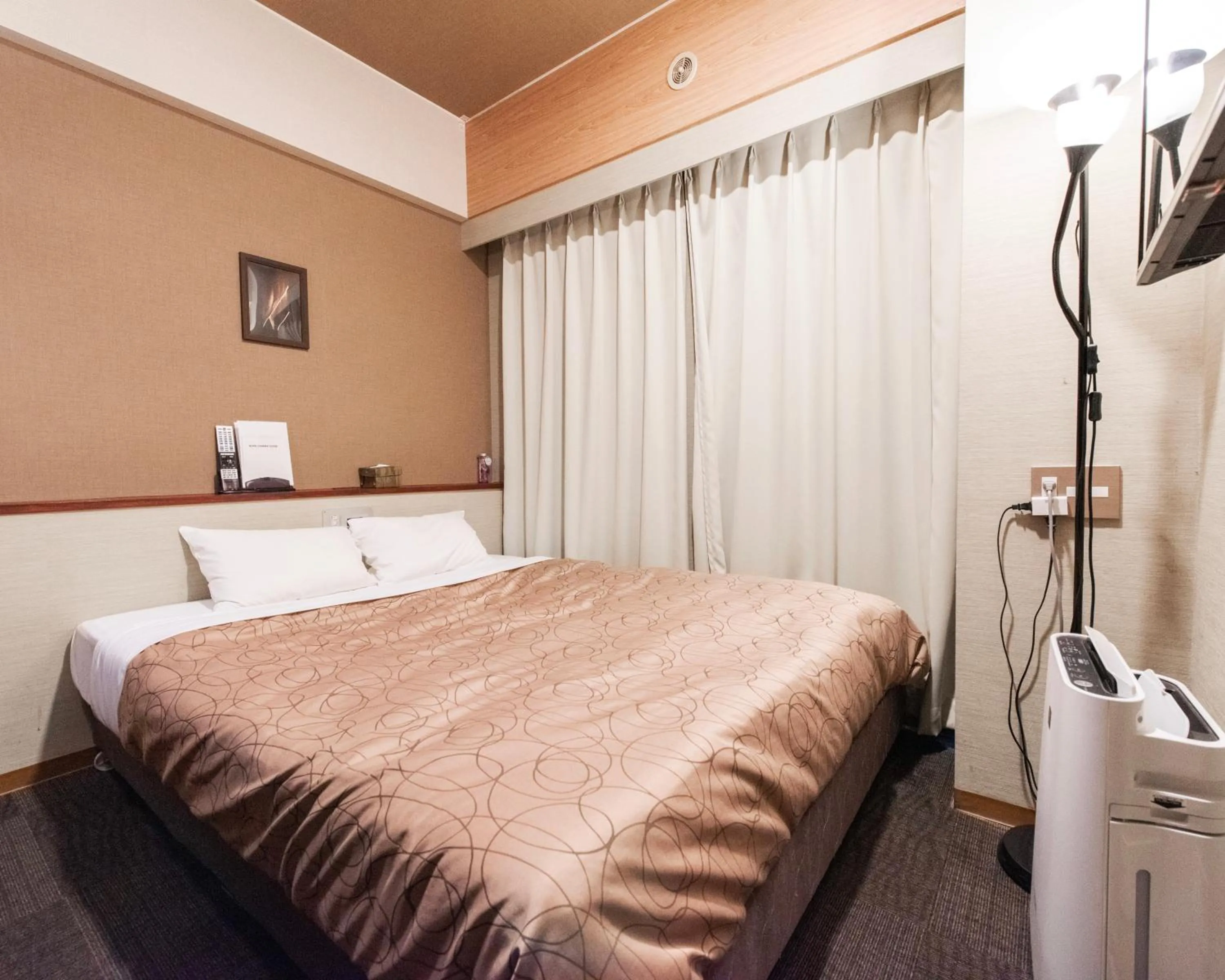 Photo of the whole room, Bed in HOTEL RELIEF Kokura Station
