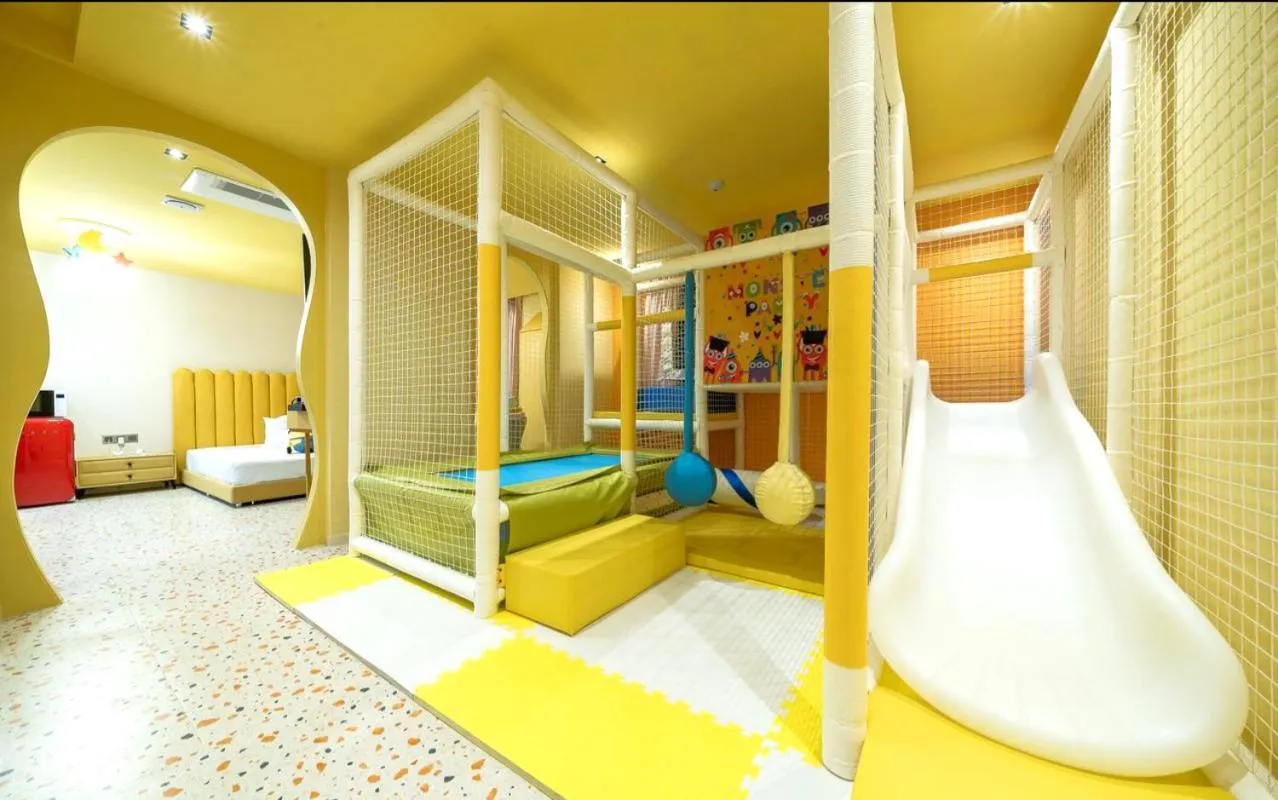 Entertainment, Bed in Jangyu Almond Kids Hotel