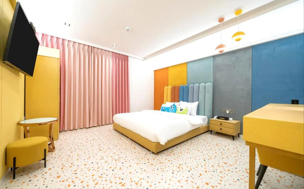 Bed in Jangyu Almond Kids Hotel