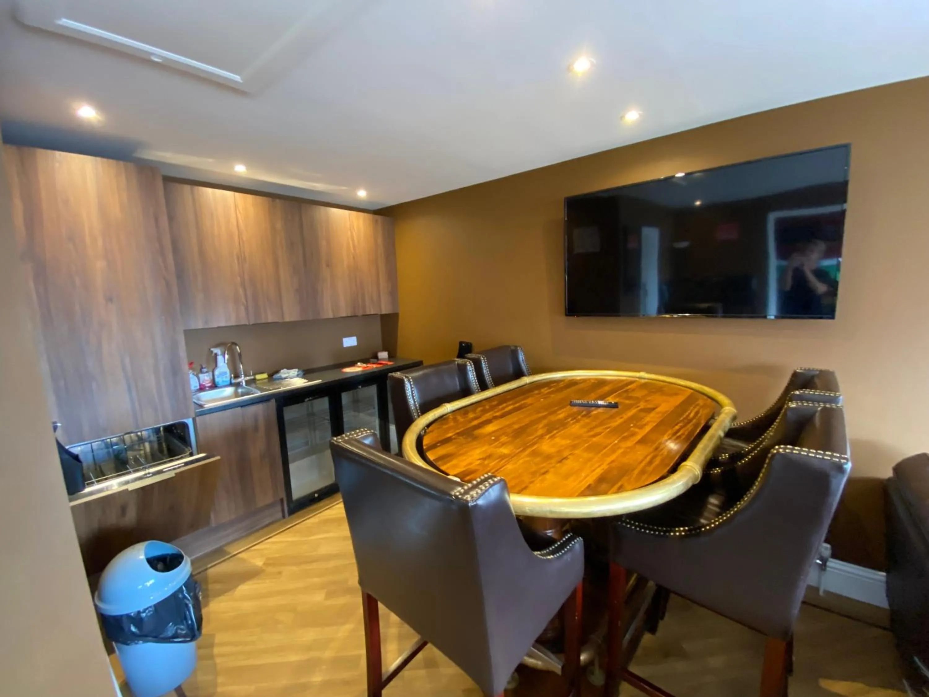 Entertainment in Parkside Guest House