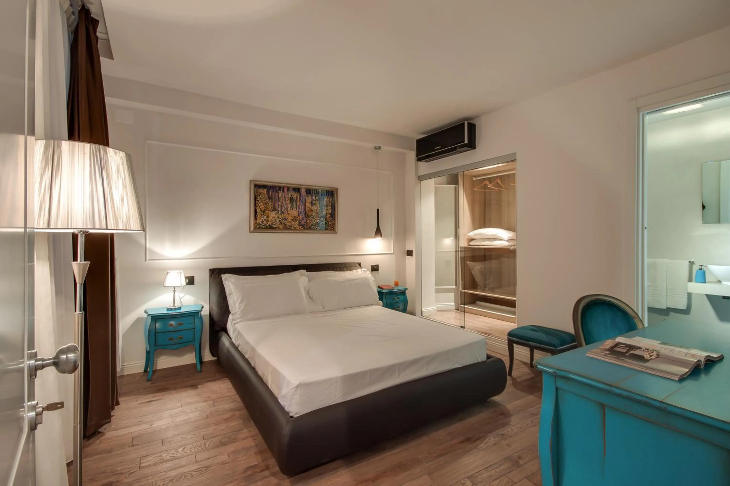 Bedroom, Bed in Residenza d'epoca Borgo Albizi