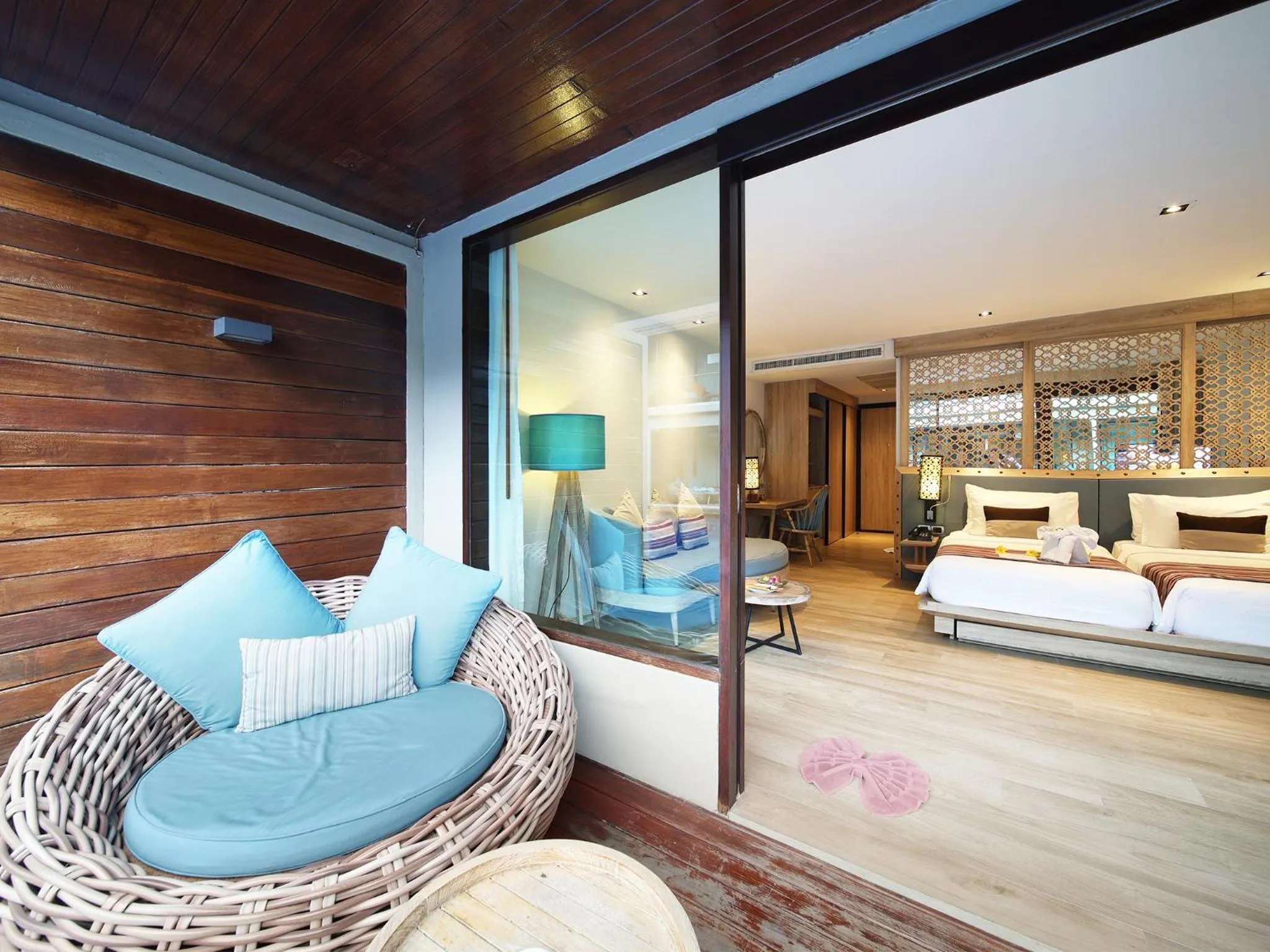 Bed in AKIRA Lipe Resort