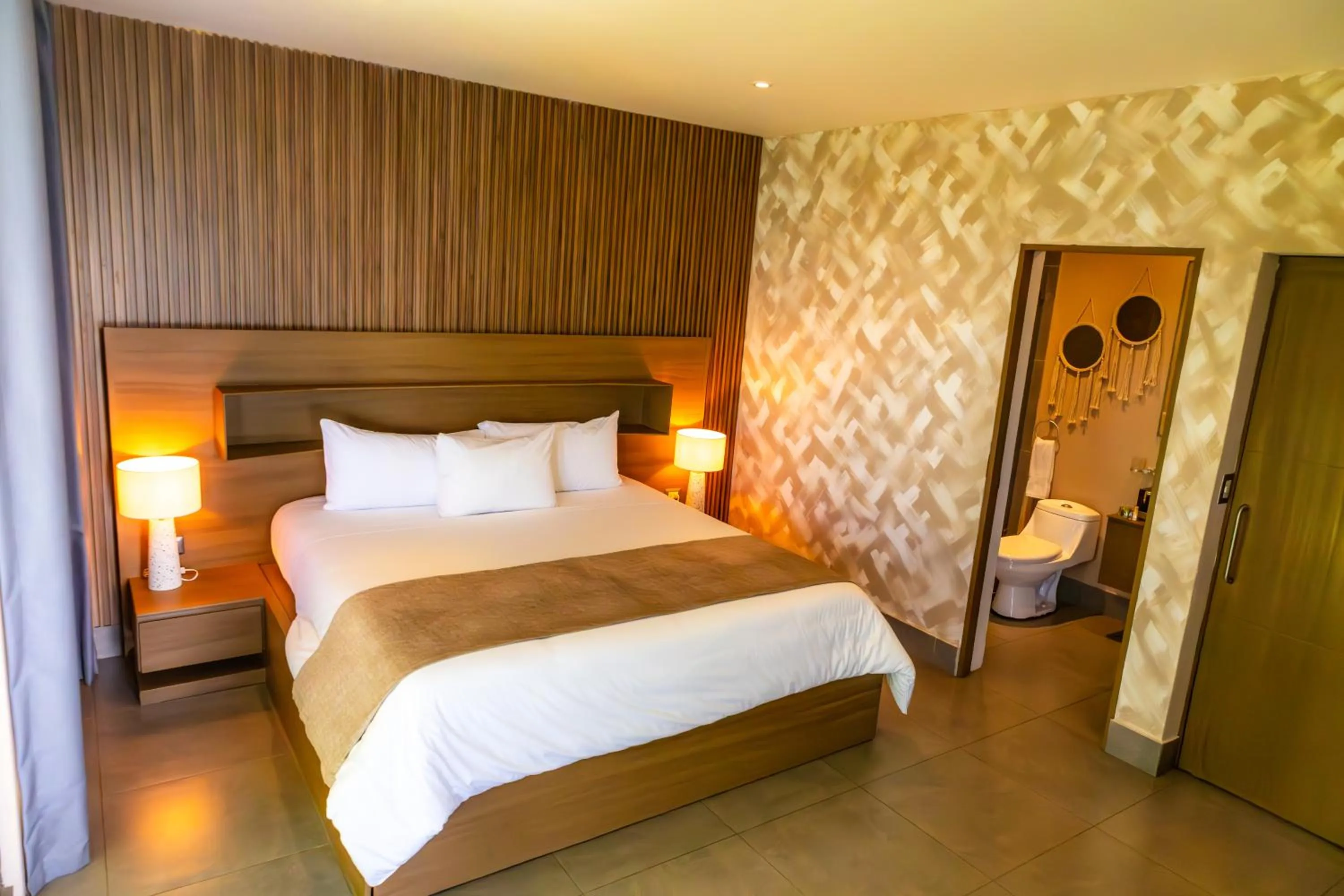 Photo of the whole room, Bed in Cardedeu Residence Lago de Coatepeque