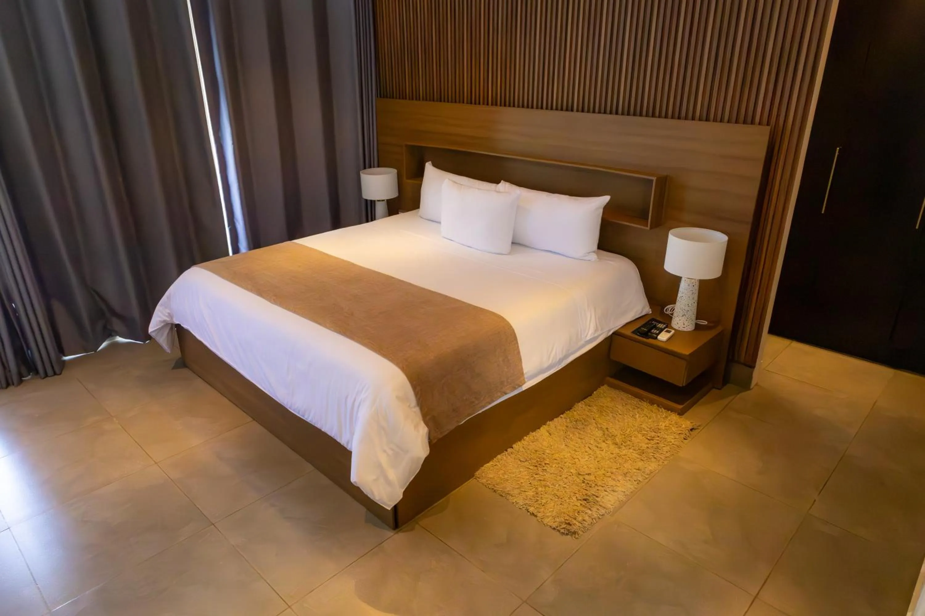 Bedroom, Bed in Cardedeu Residence Lago de Coatepeque