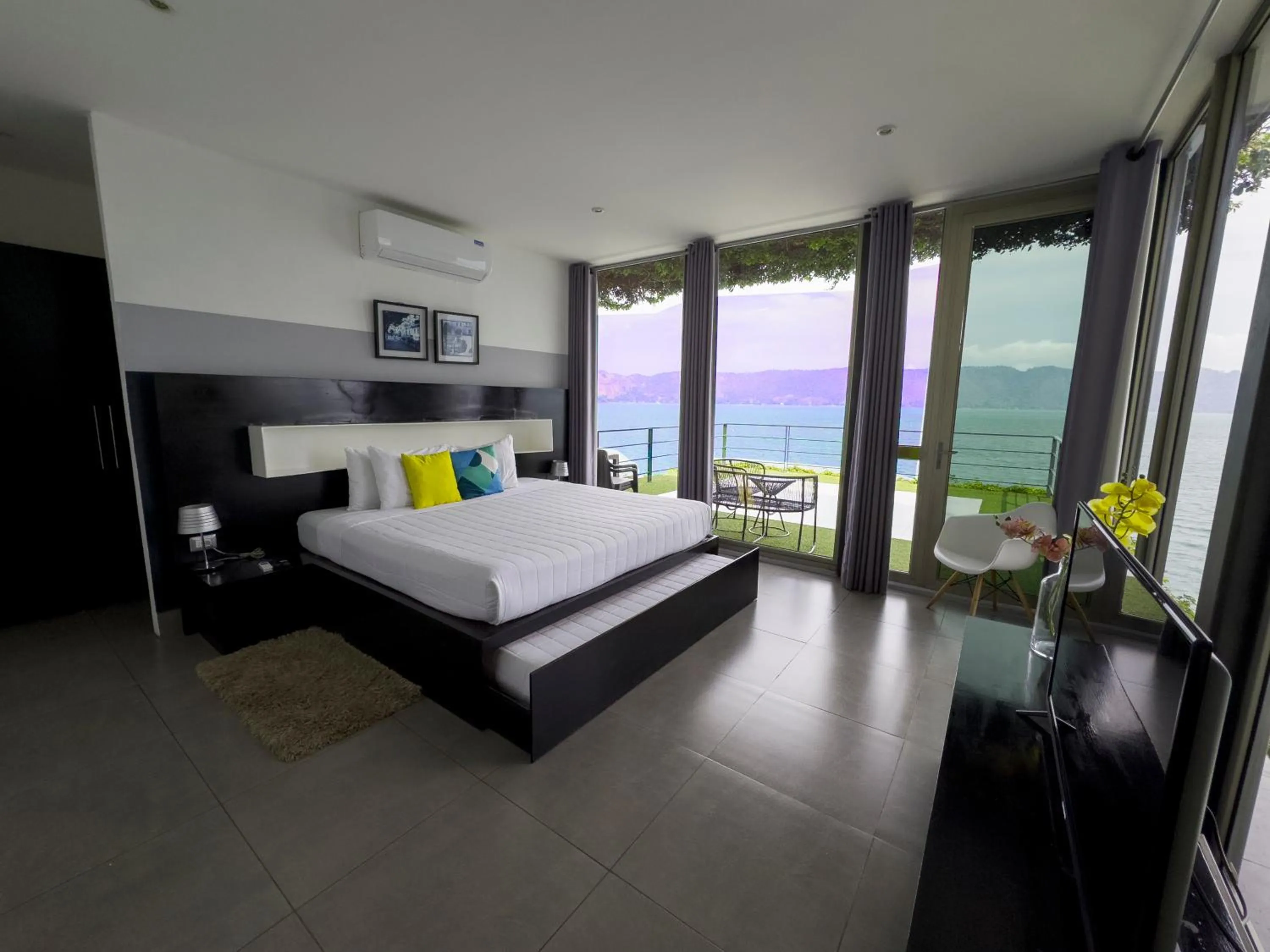 Cardedeu Residence Lago de Coatepeque