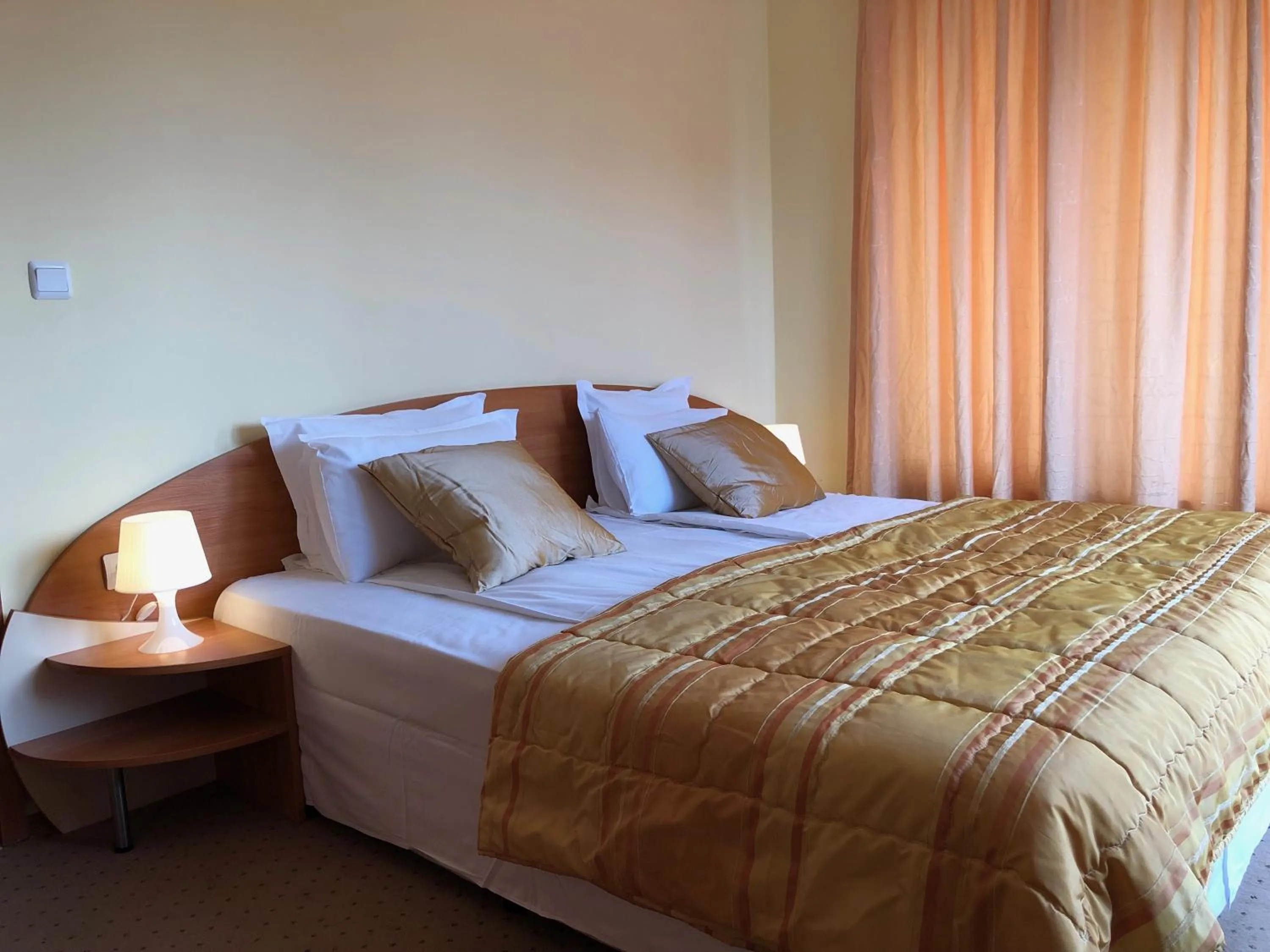 Bed in Beatris Family House