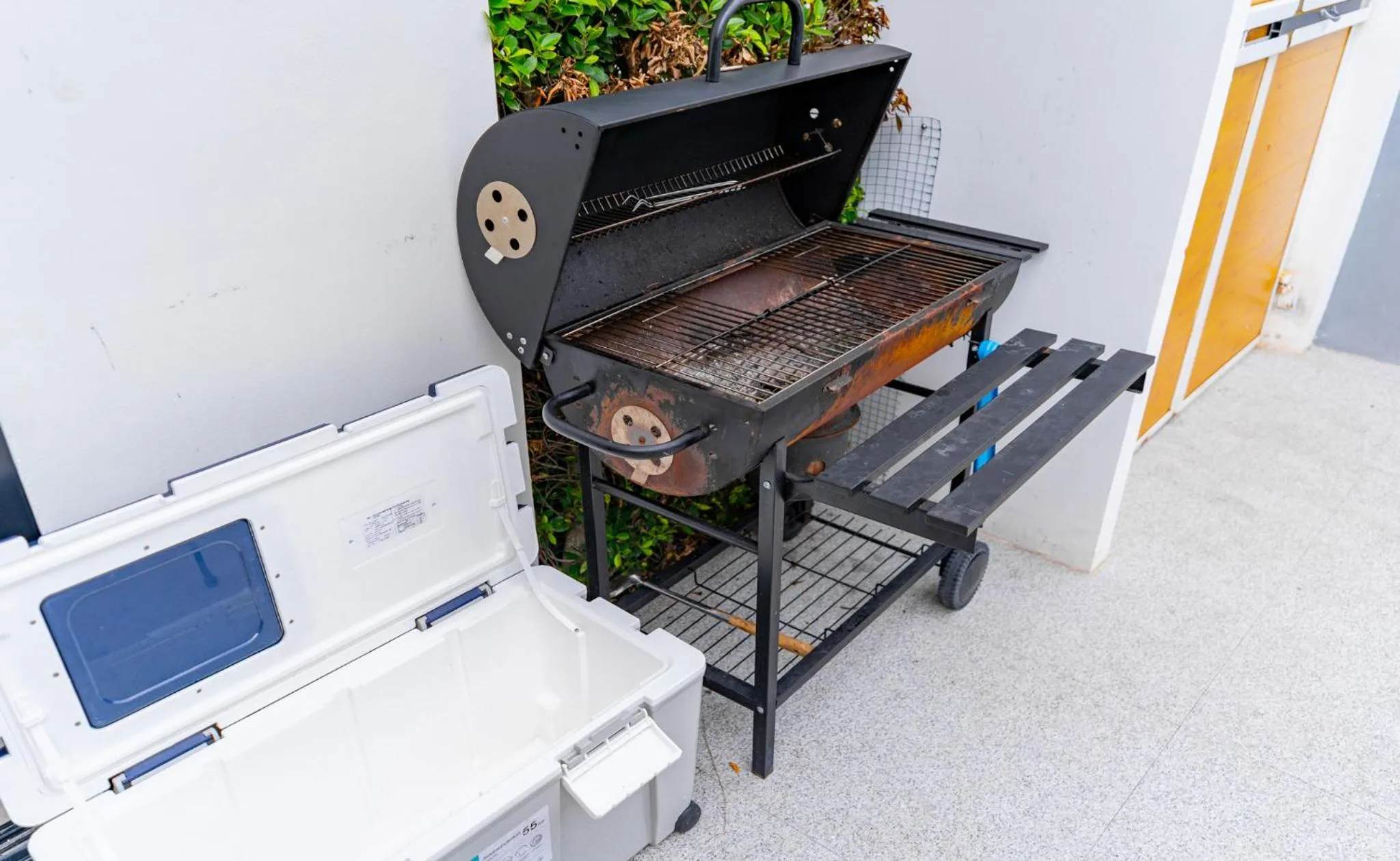 BBQ facilities in Villa Paramount 1