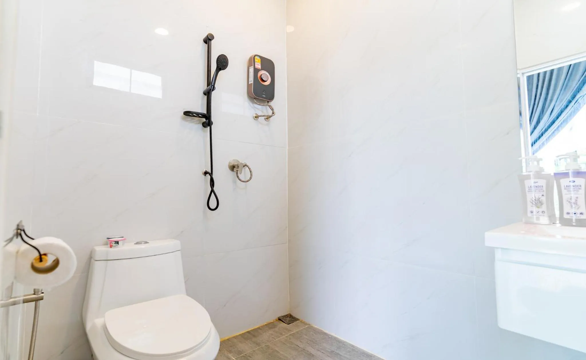 Shower in Villa Paramount 1