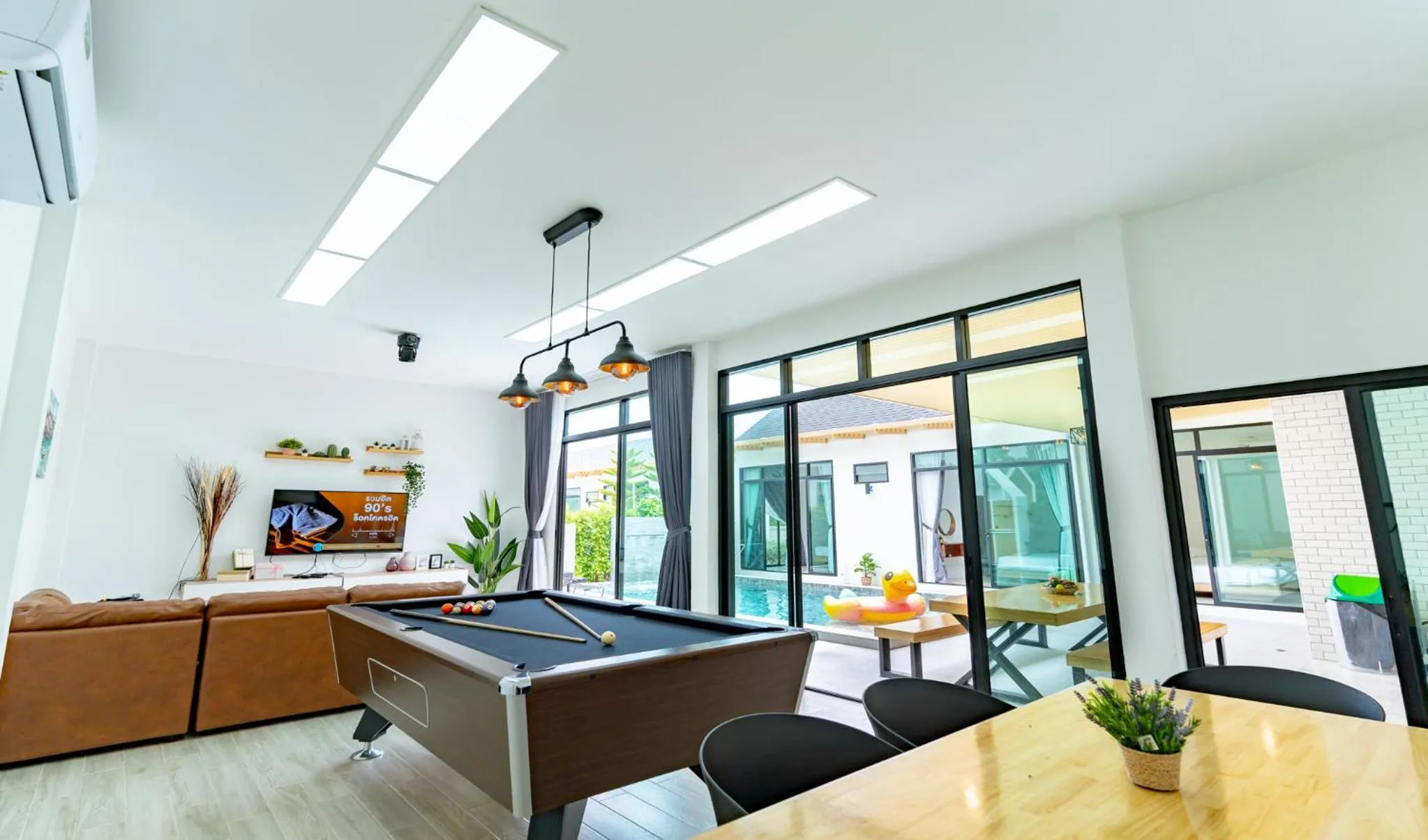 Game Room in Villa Paramount 1