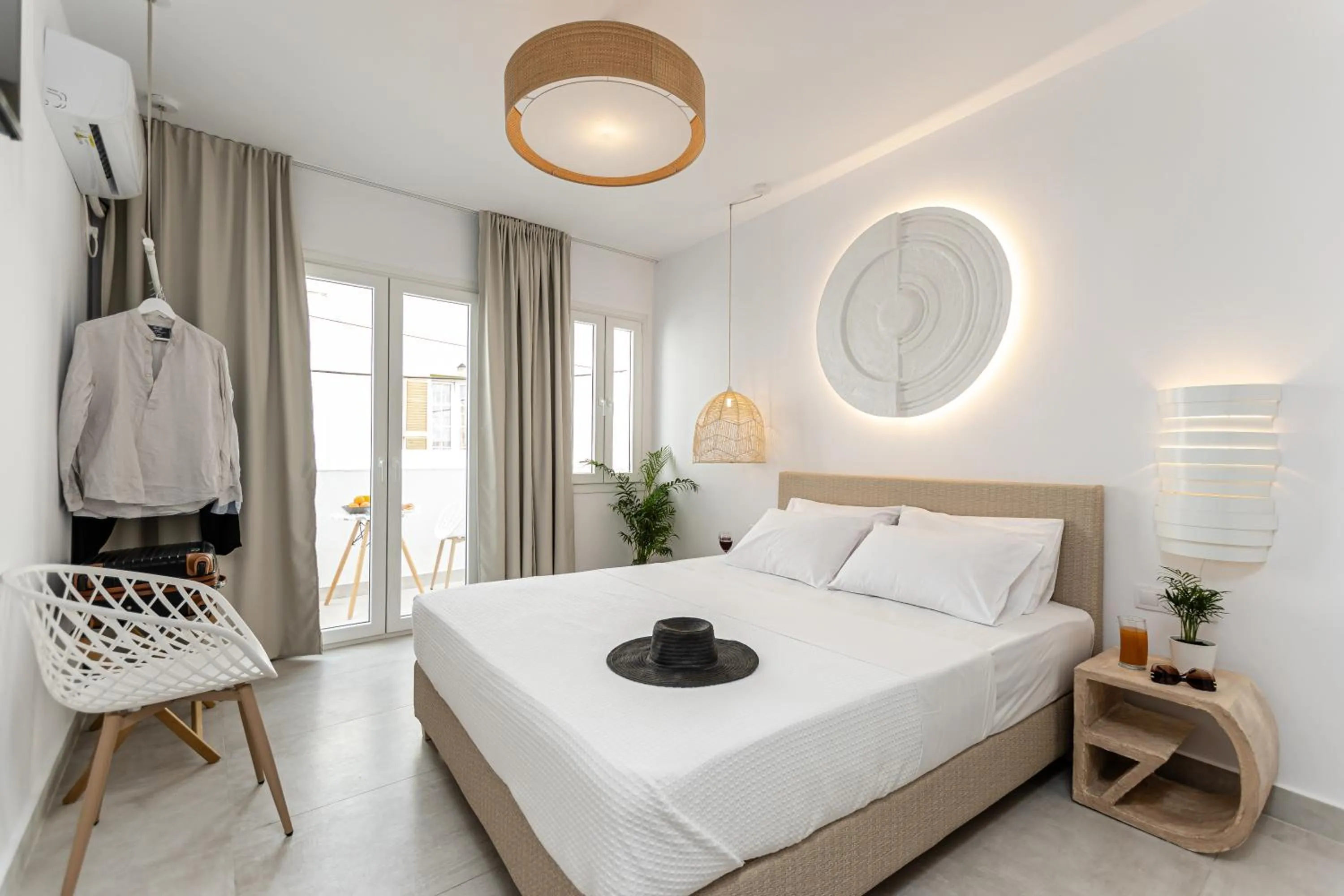 Bed in Golden Bird's