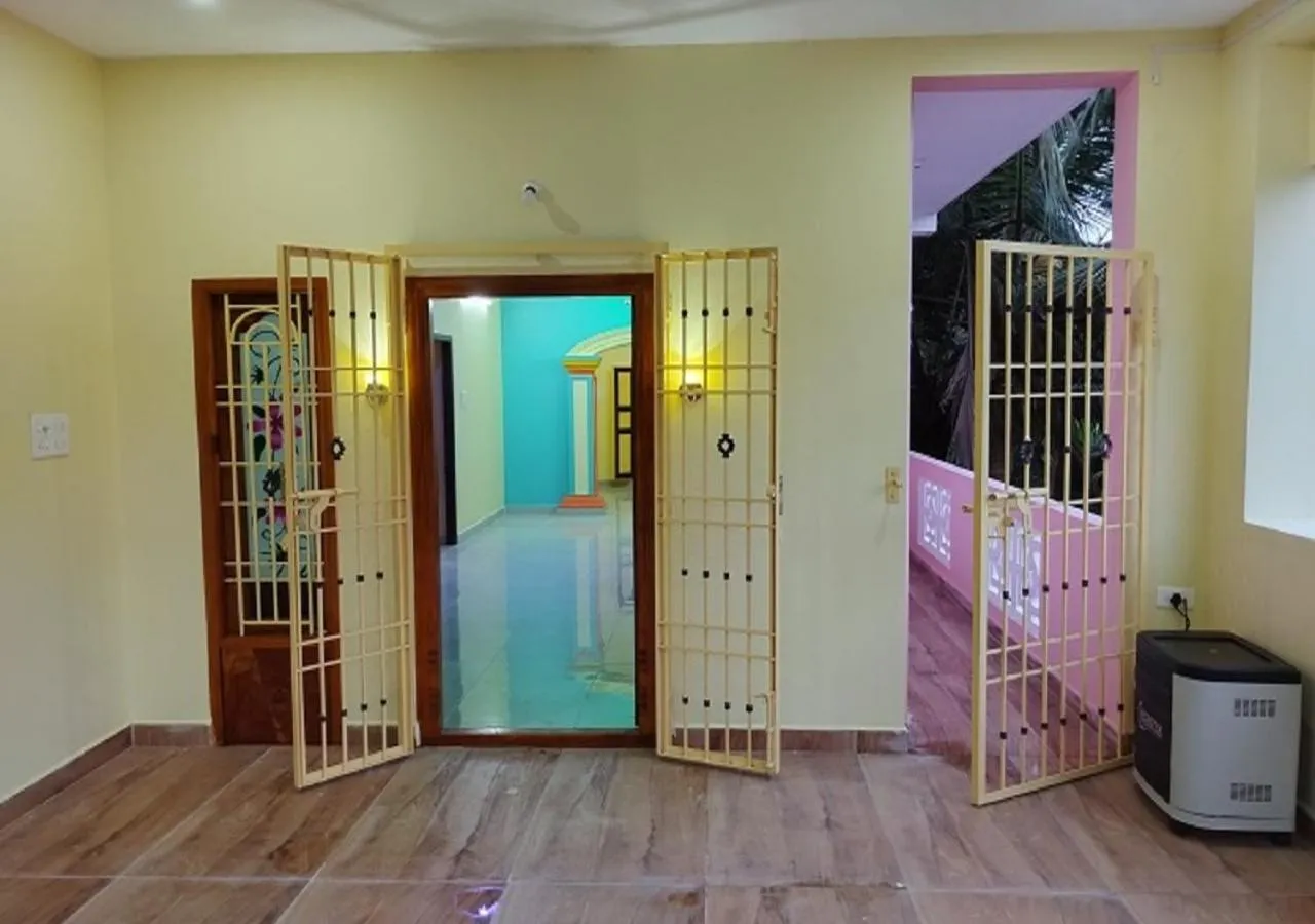 Facade/entrance in Villa Du Eden swimming pool villa