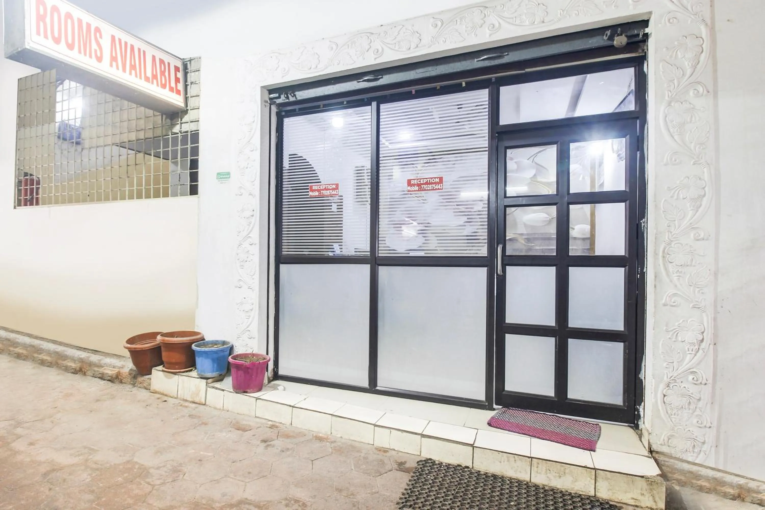 Facade/entrance in SPOT ON New Balaji Residency