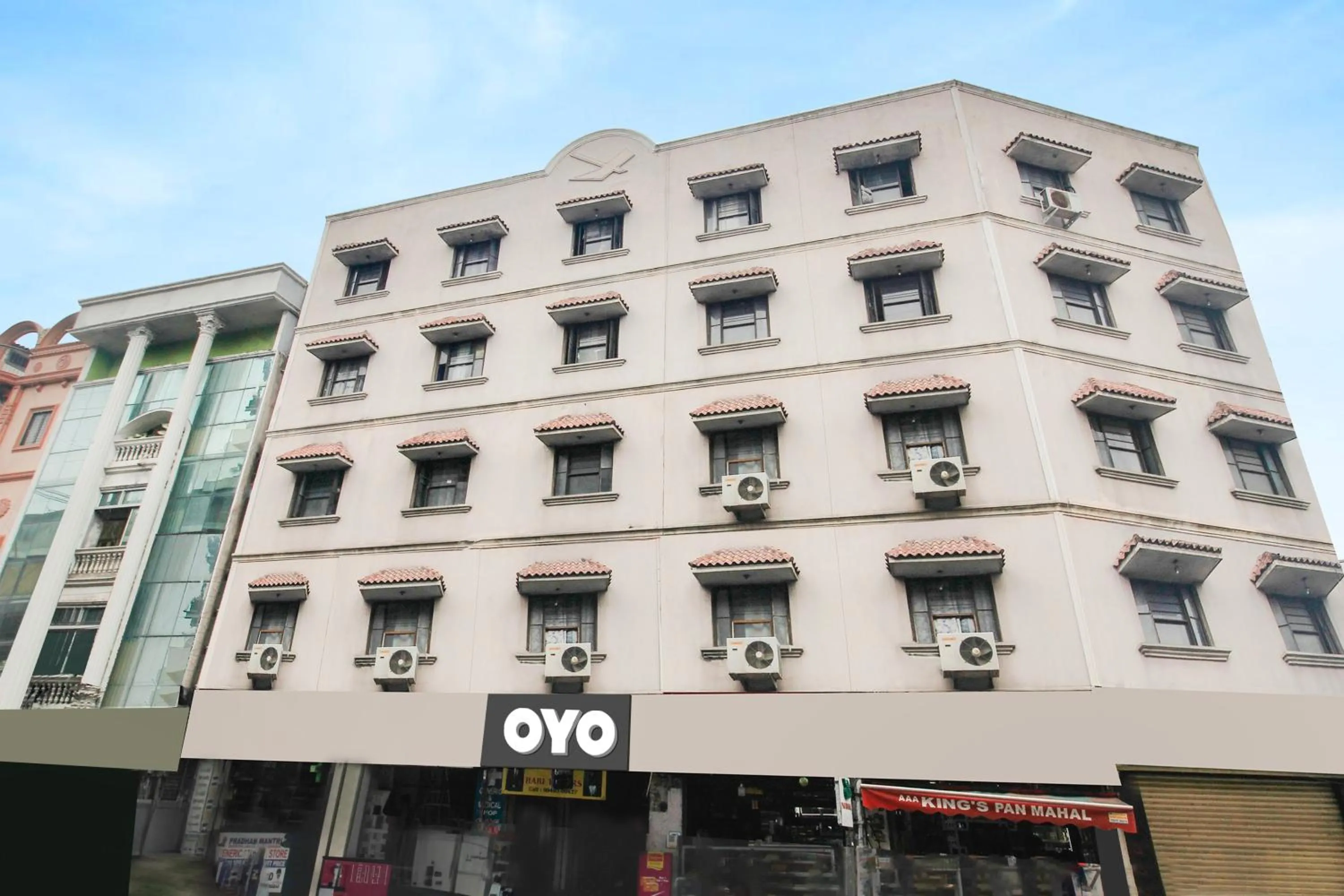 Facade/entrance in SPOT ON New Balaji Residency