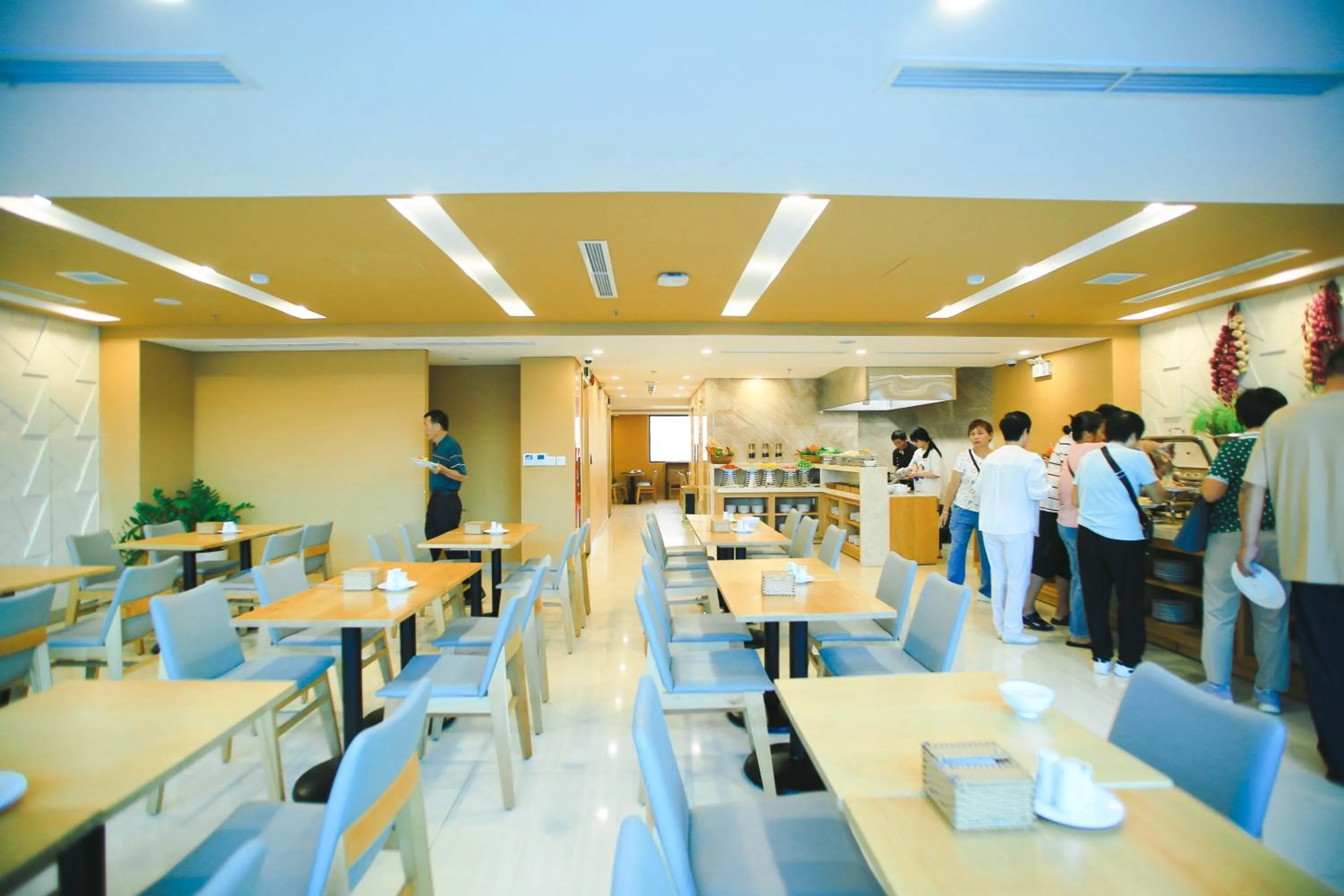 Restaurant/places to eat in Elite Hotel Nha Trang