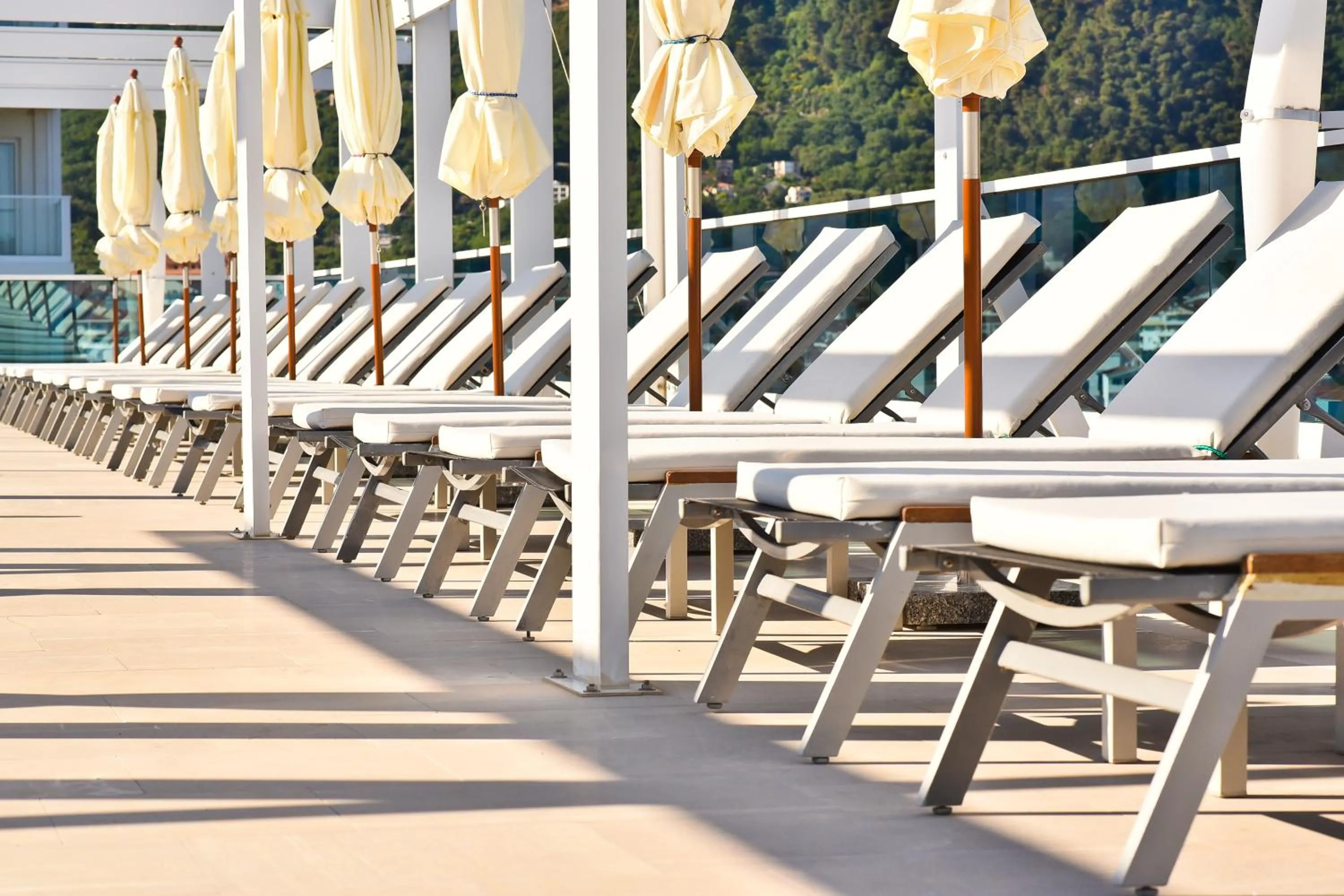 Swimming pool in Lux Apartments Sunrior