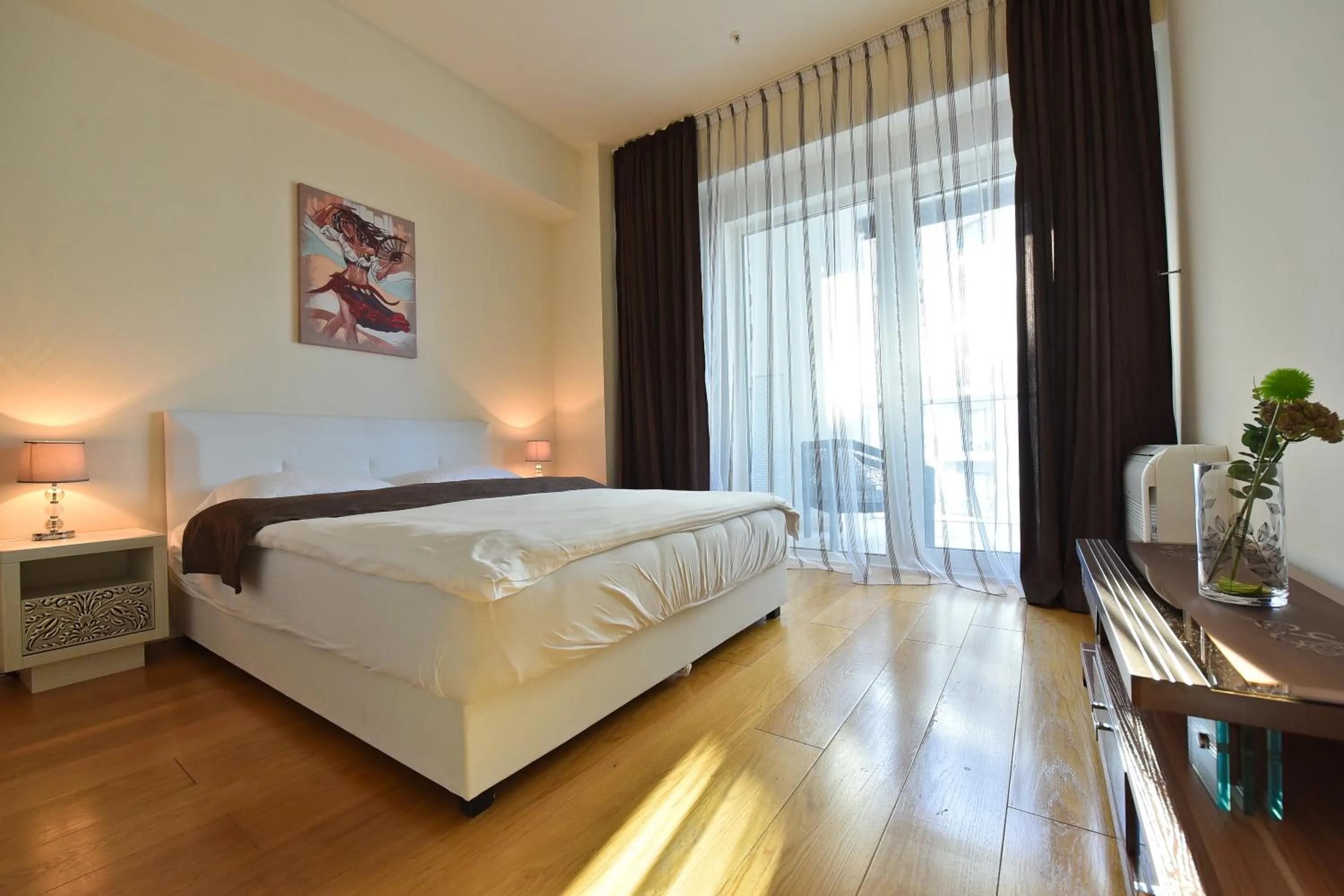 Decorative detail in Lux Apartments Sunrior